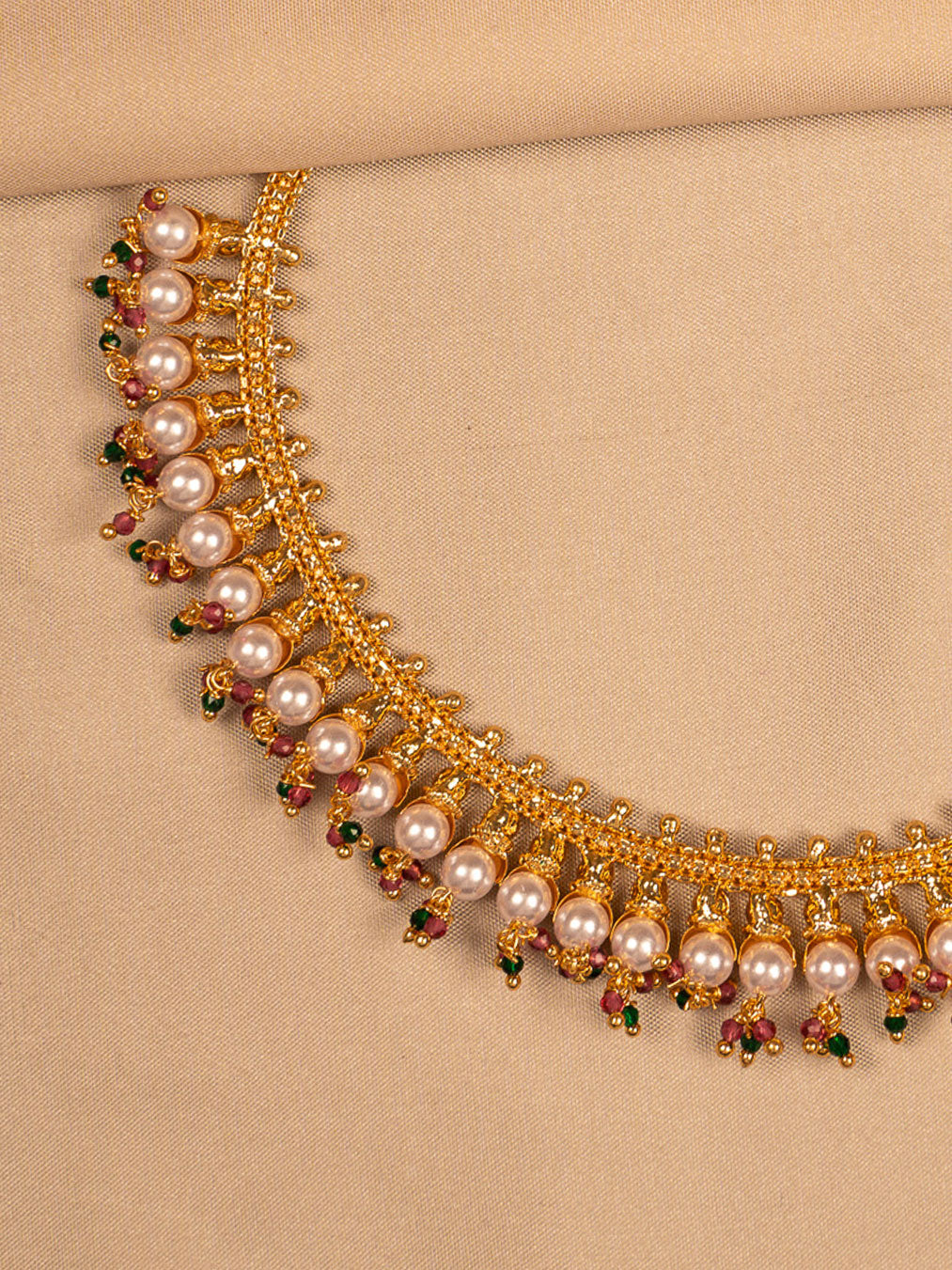 Pearl Choker Necklace with Multicolor Beads