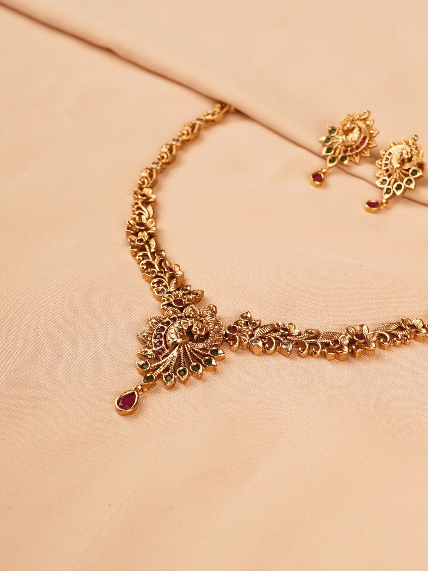 Peacock Motif Necklace Set