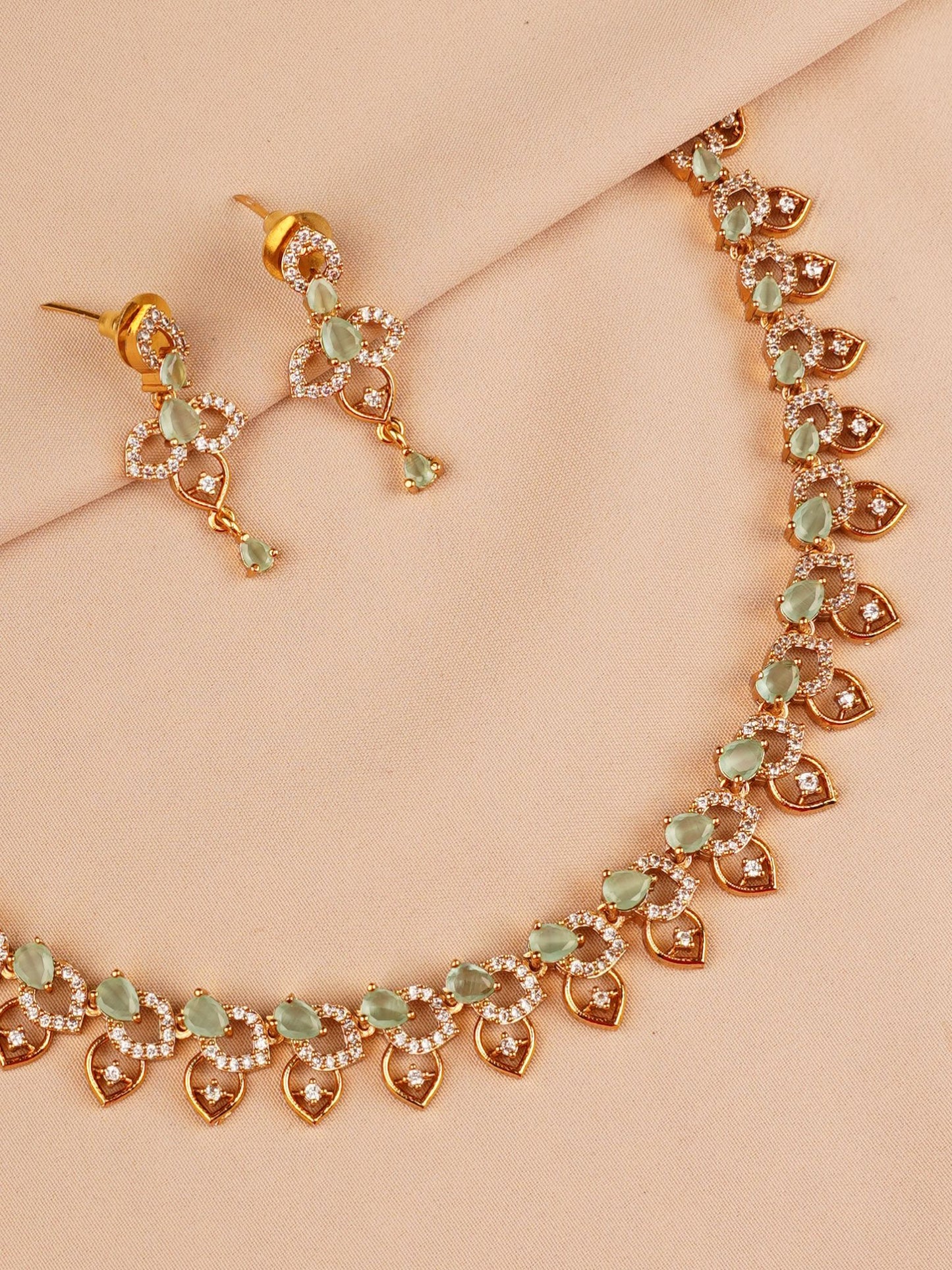 Soft Mint Petal Crystal Necklace Set