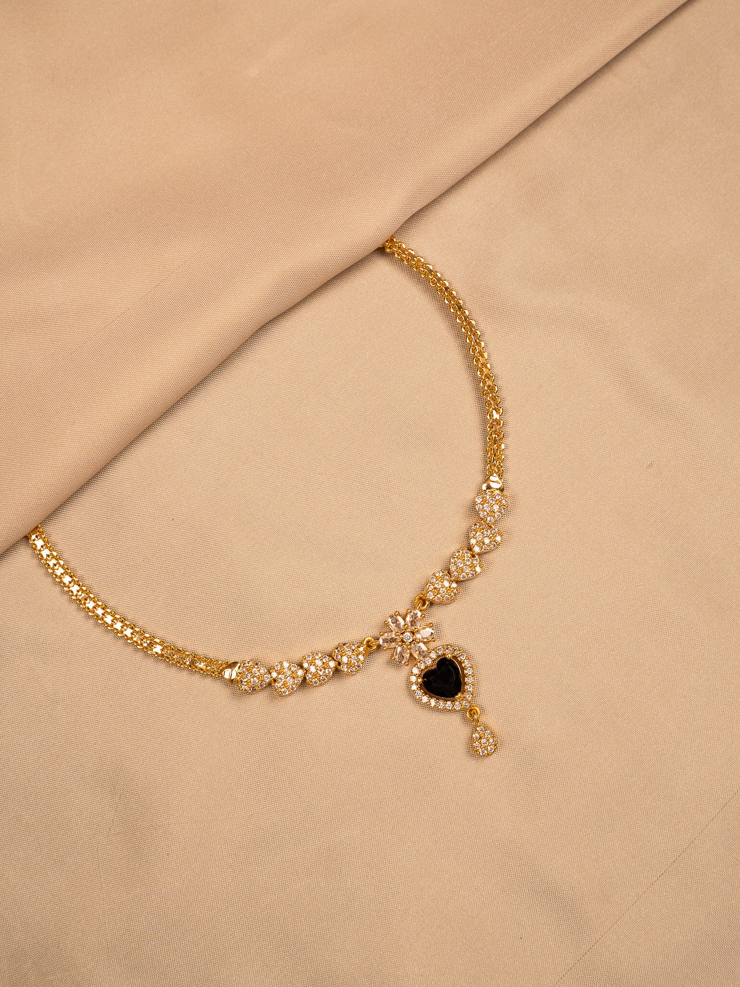 Elegant Black Stone Heart Pendant Necklace