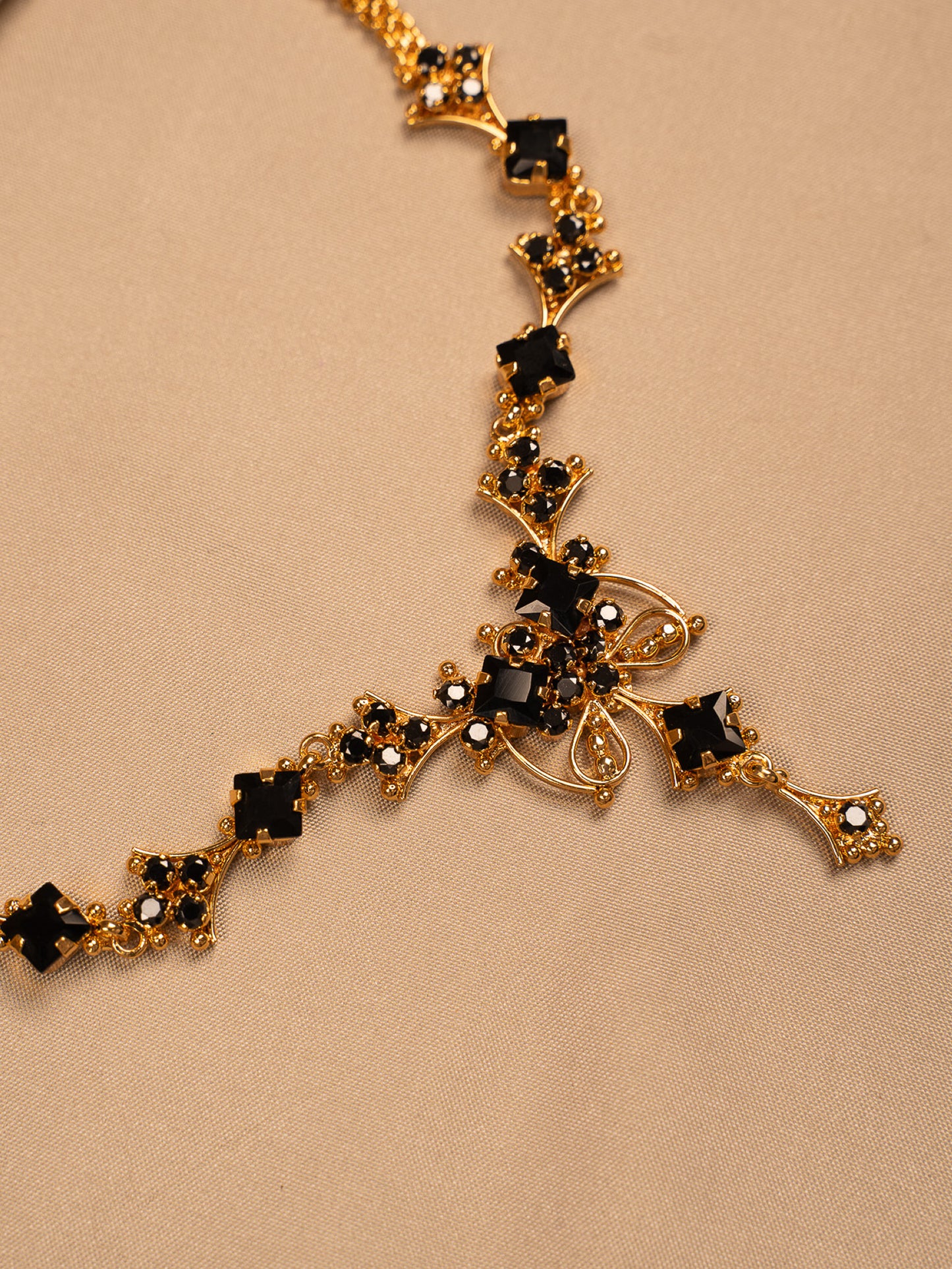 Statement Black Stone Gold Necklace with Intricate Design