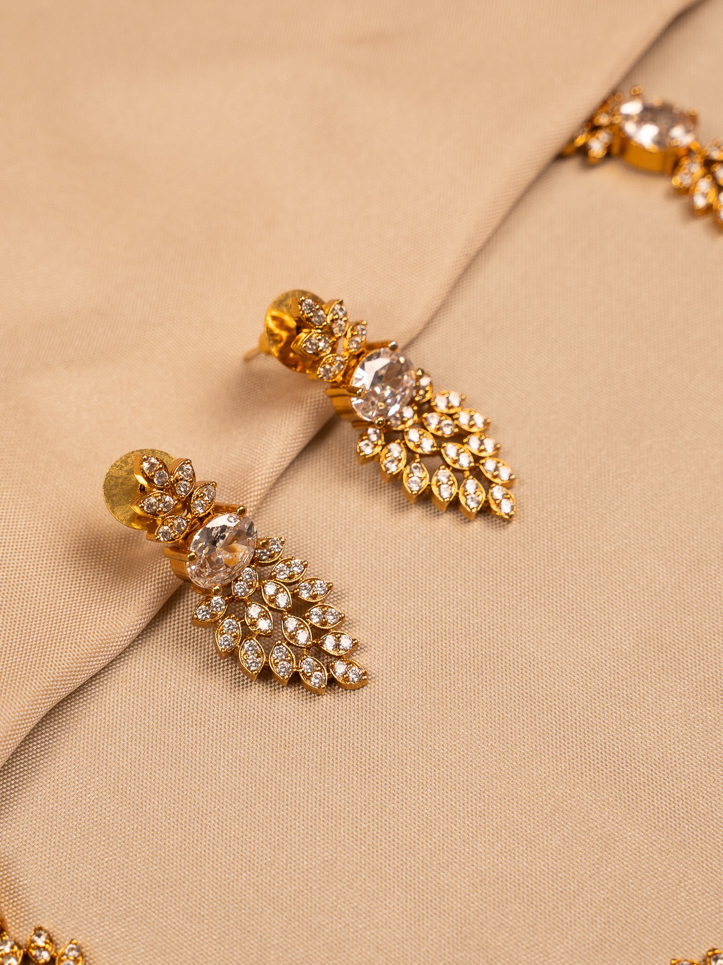 Classic Oval Crystal Necklace Set with Gold Leaf Accents