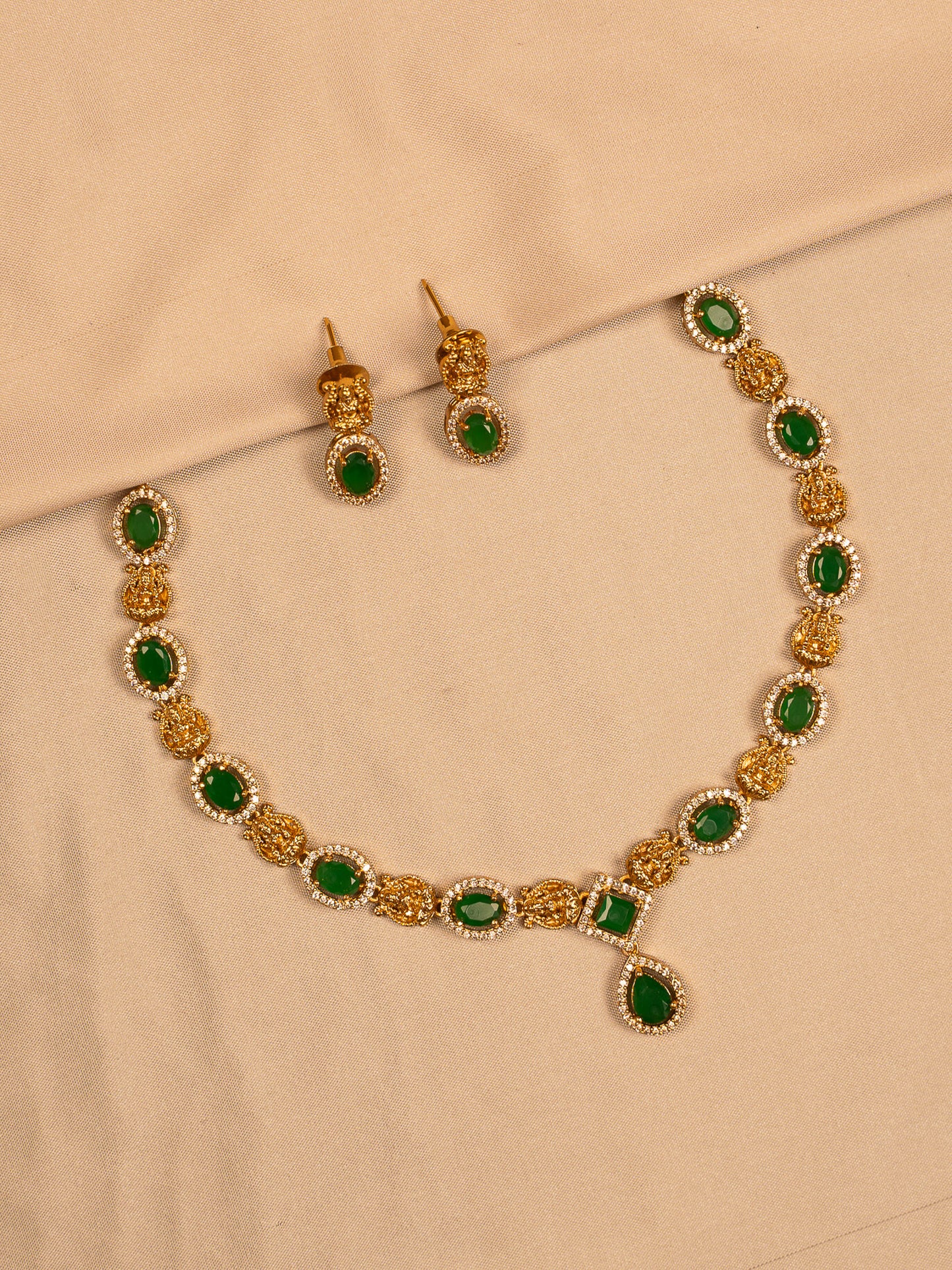 Elegant Green Stone Necklace Set with Gold Filigree Accents