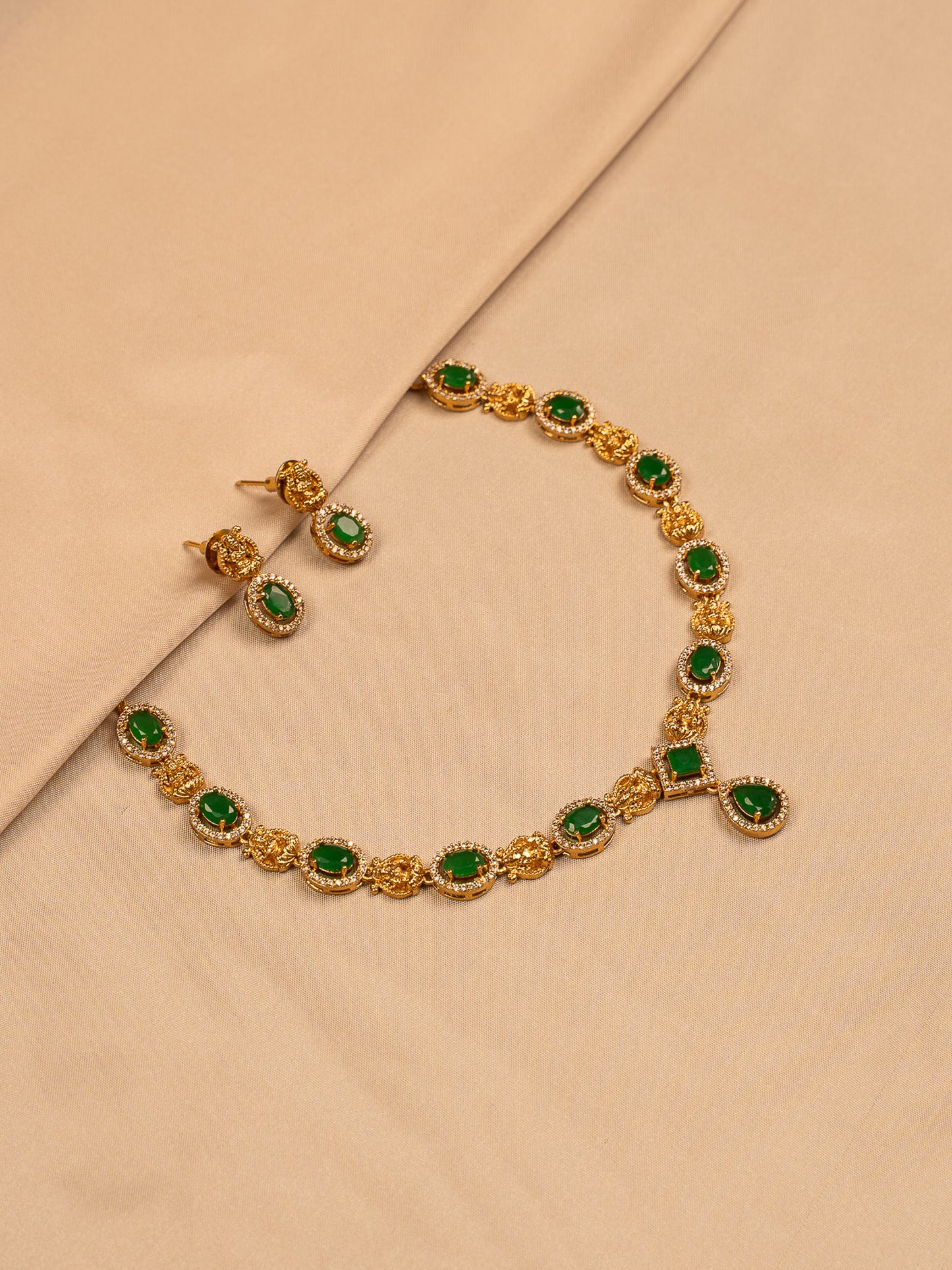 Elegant Green Stone Necklace Set with Gold Filigree Accents