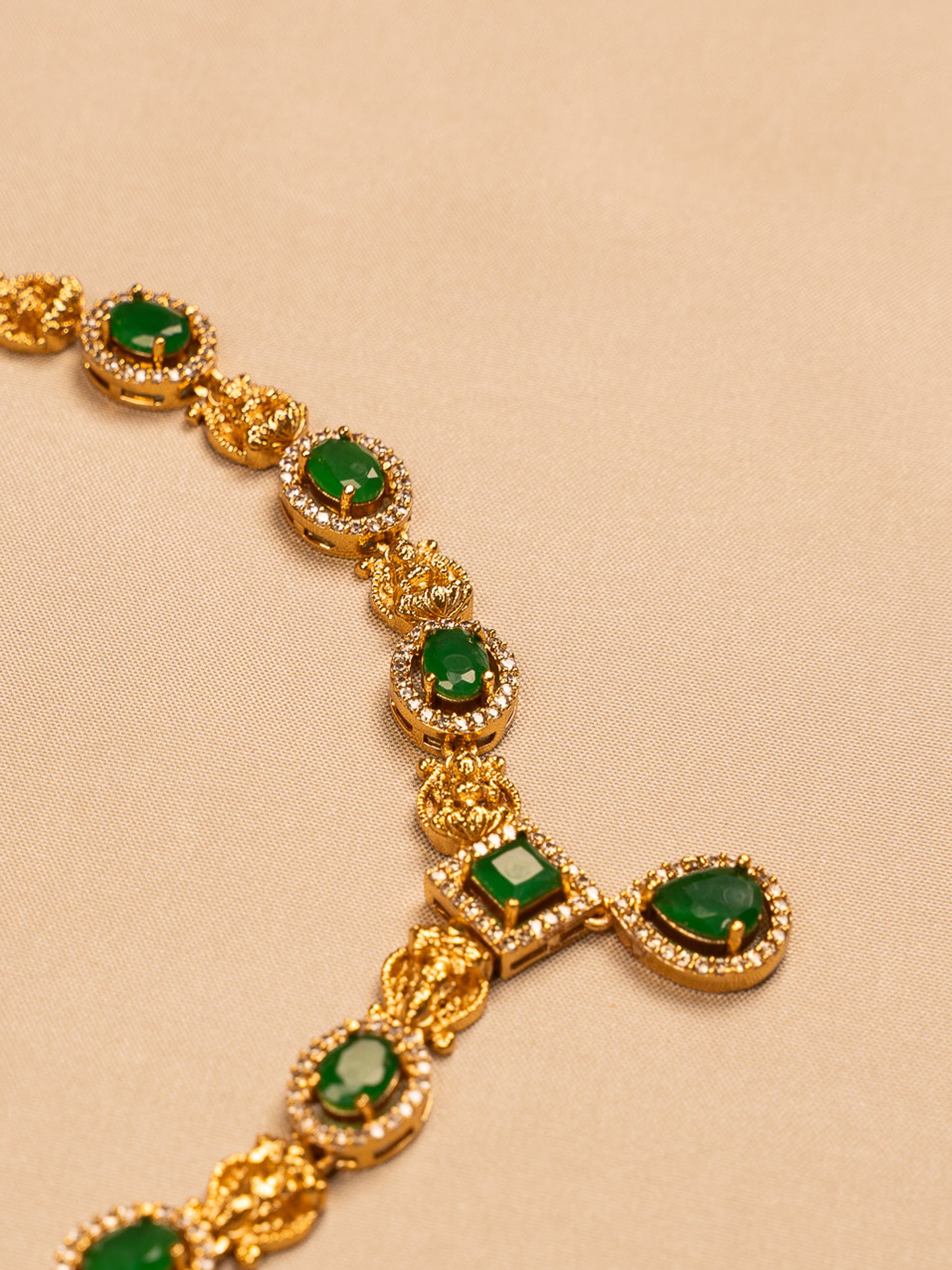 Elegant Green Stone Necklace Set with Gold Filigree Accents