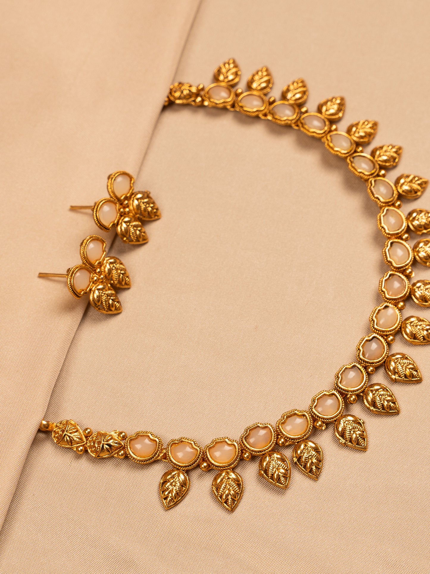 Antique Gold Leaf Necklace Set with Cream Stone Detailing