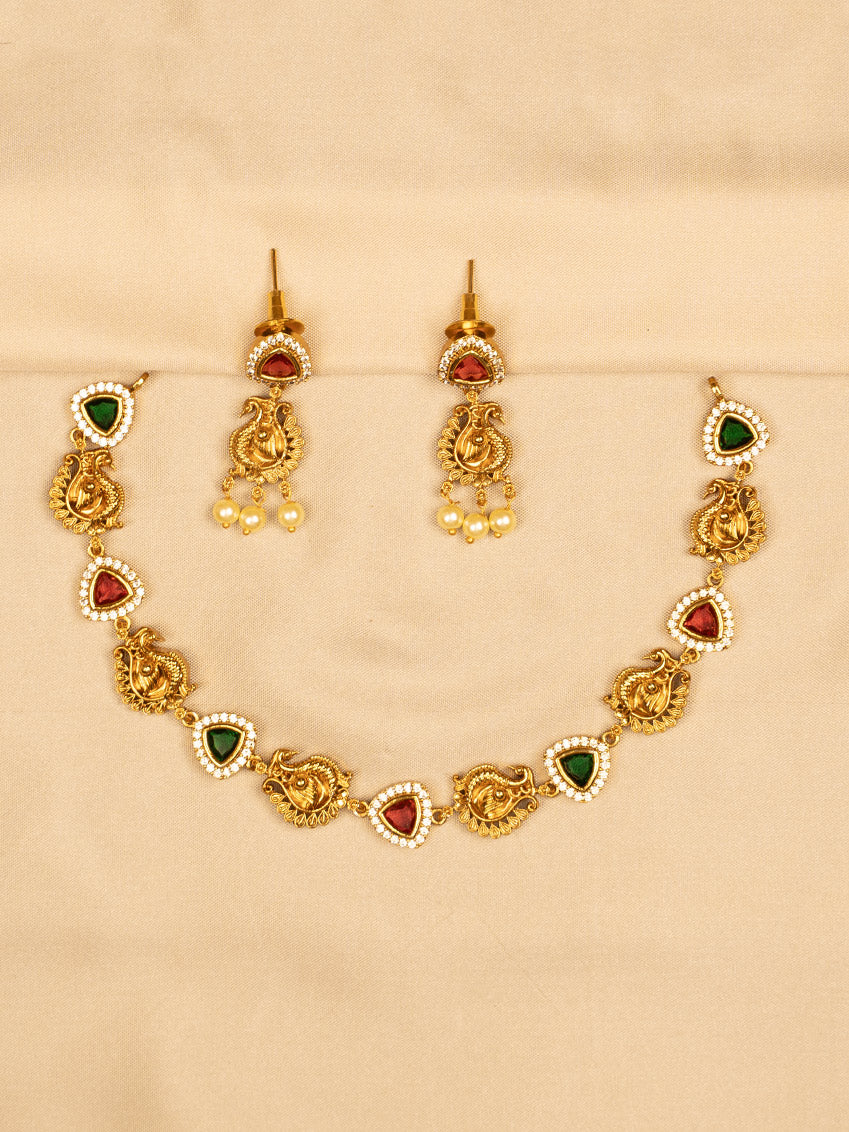 Red and Green Stone Necklace – Traditional & Elegant KC605