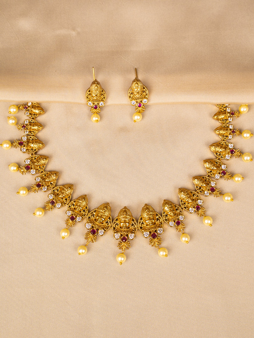 White Beads Temple Jewellery Necklace Set – Traditional & Divine KC586
