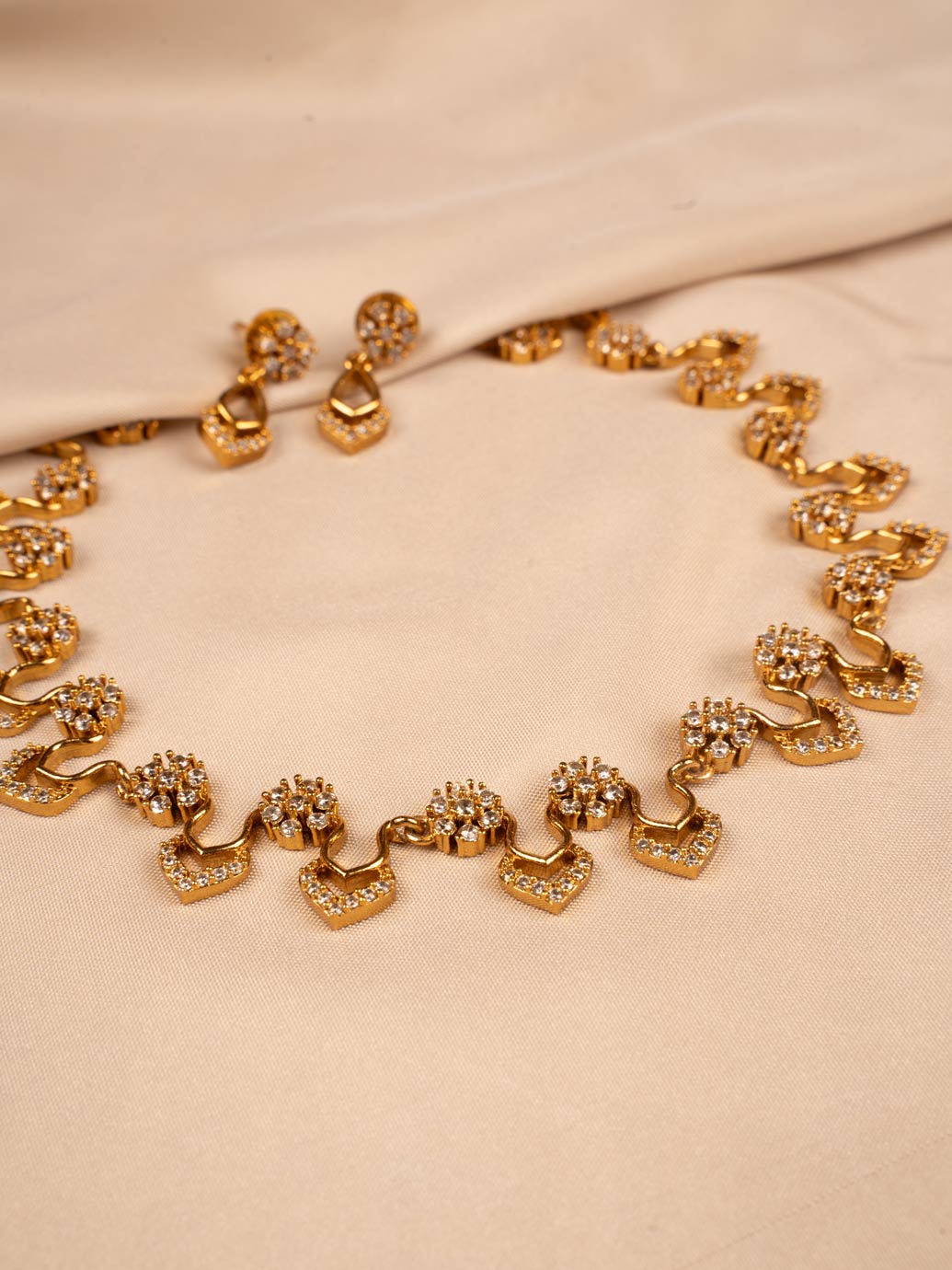 Elegant Simple White Stone Necklace – Minimal & Timeless Beauty KC321