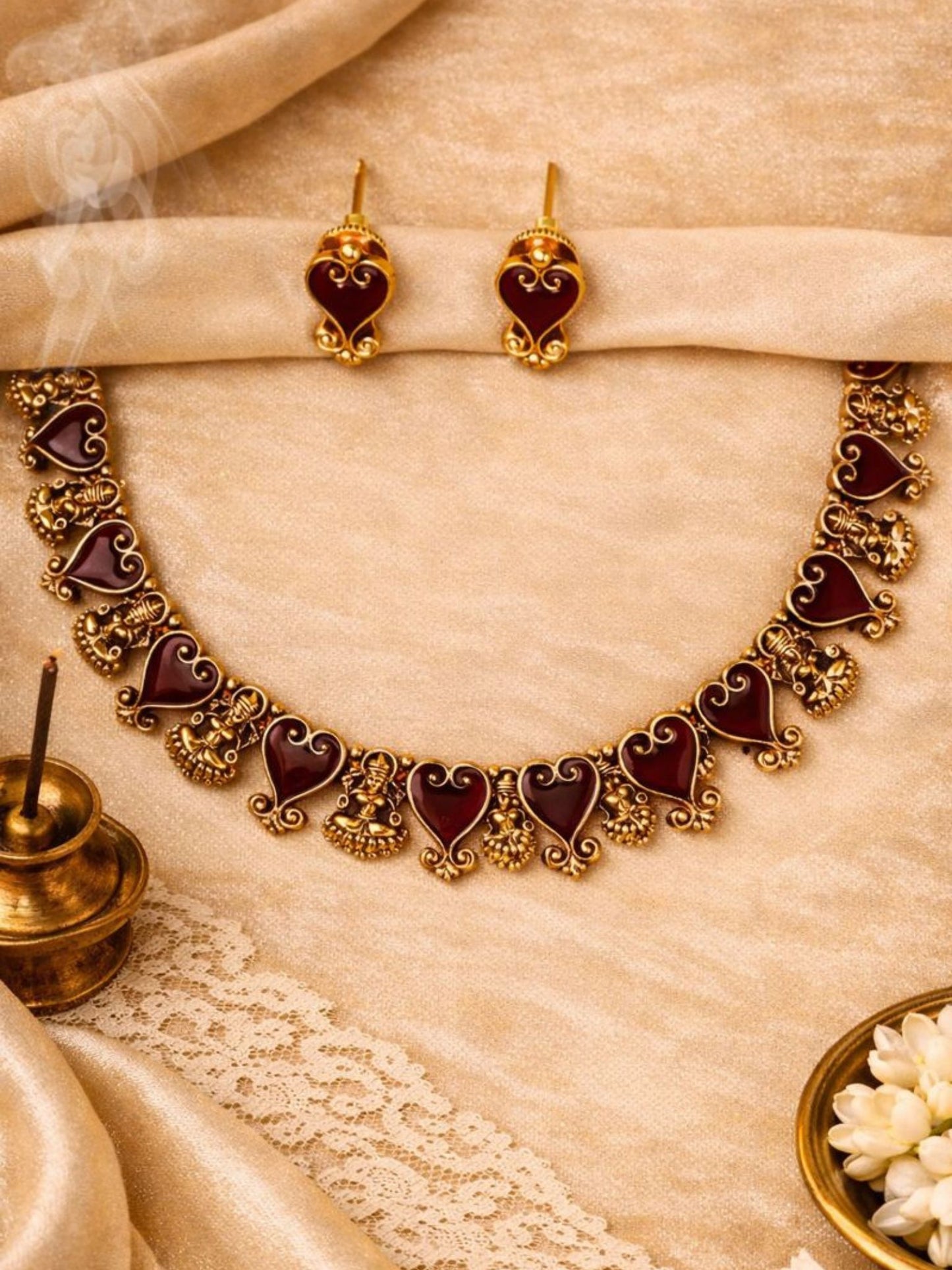 Lakshmi Motif Temple Necklace Set