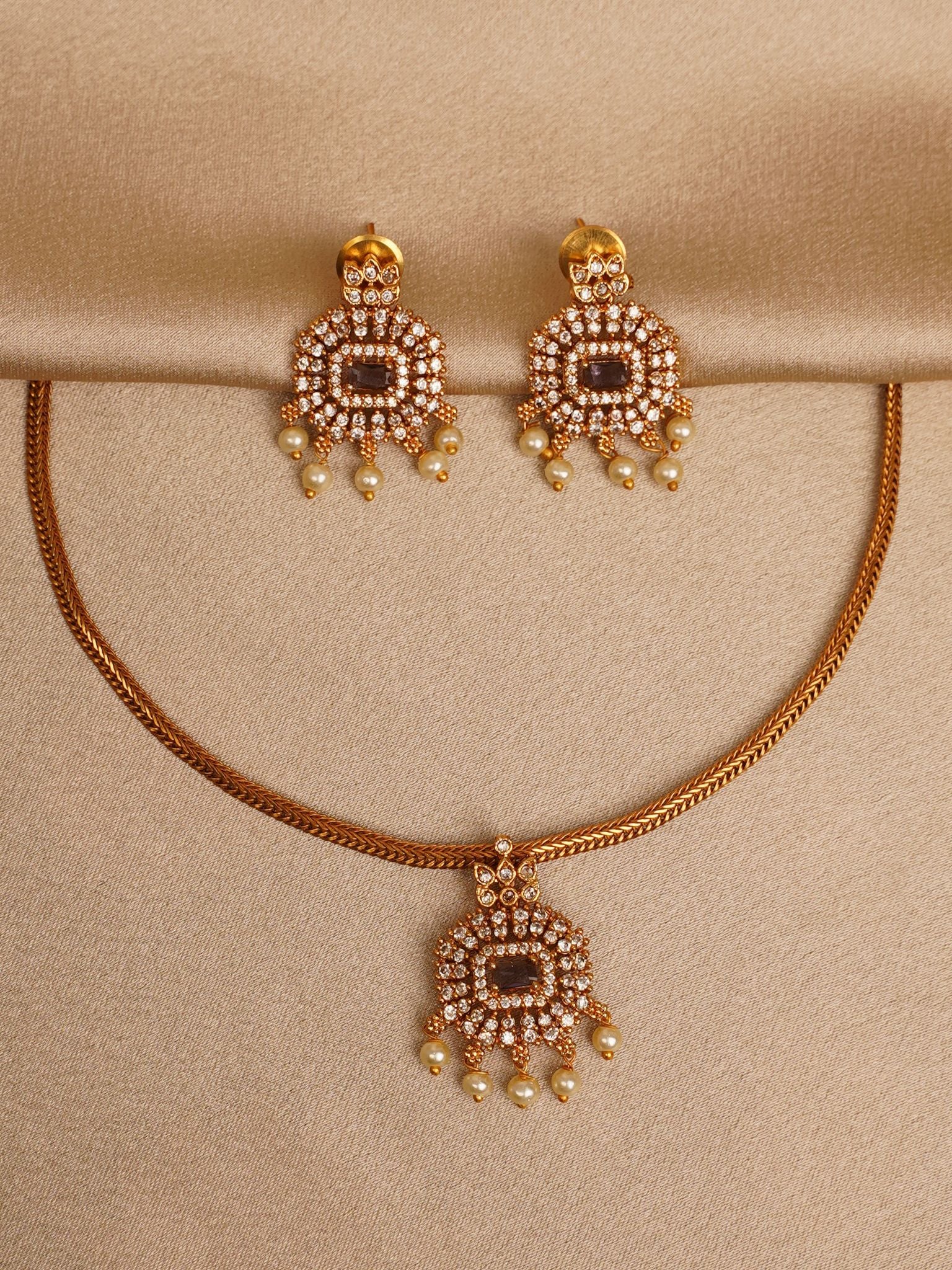 Royal Ember Choker Set
