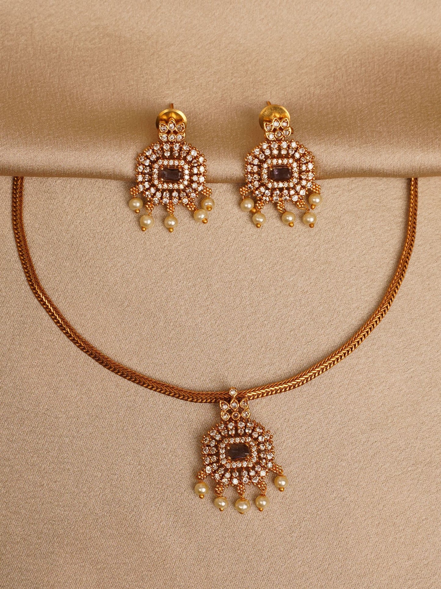 Royal Ember Choker Set