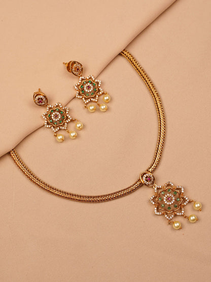 Lotus Radiance Necklace Set
