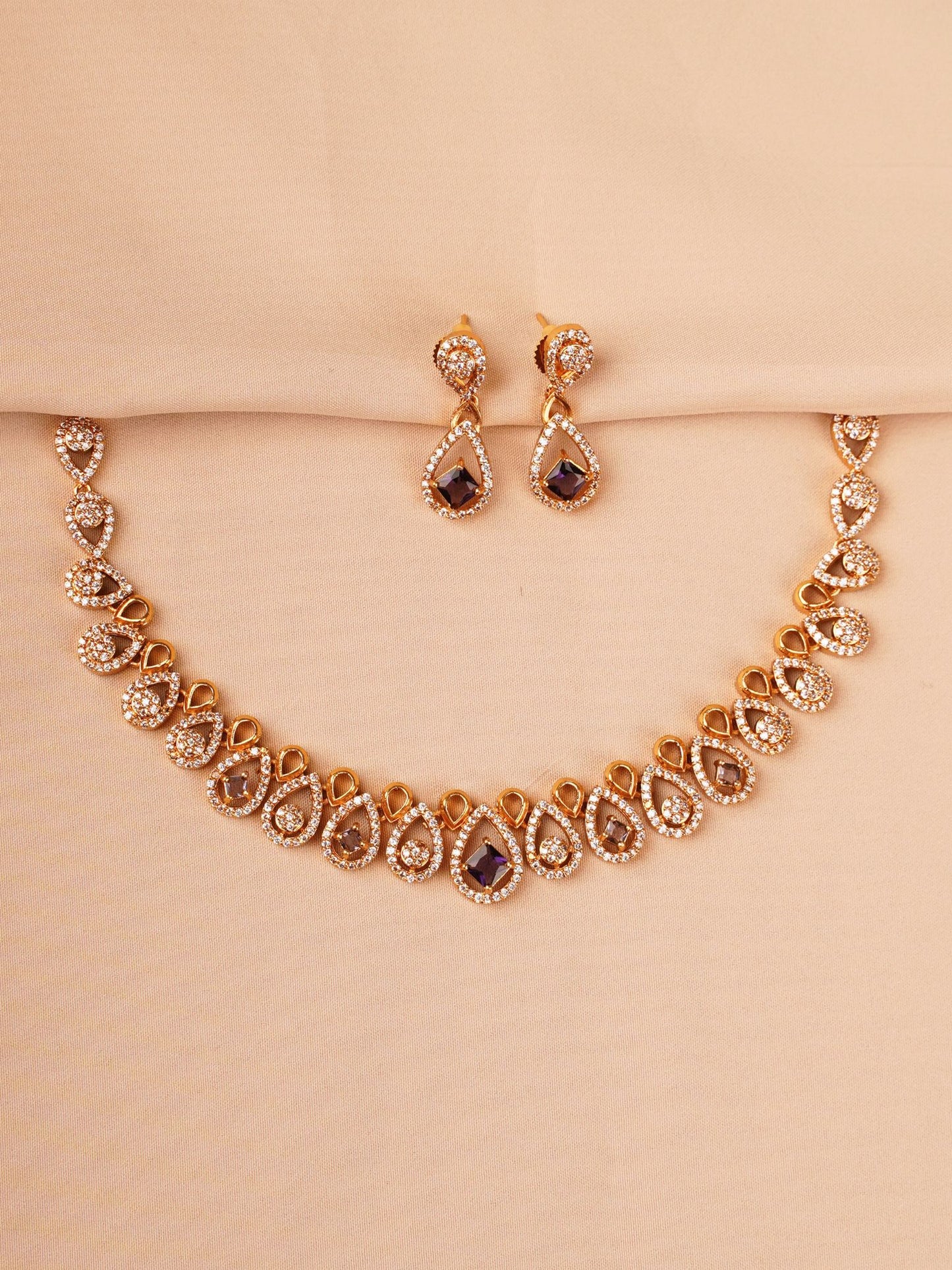 Selene Champagne Drop