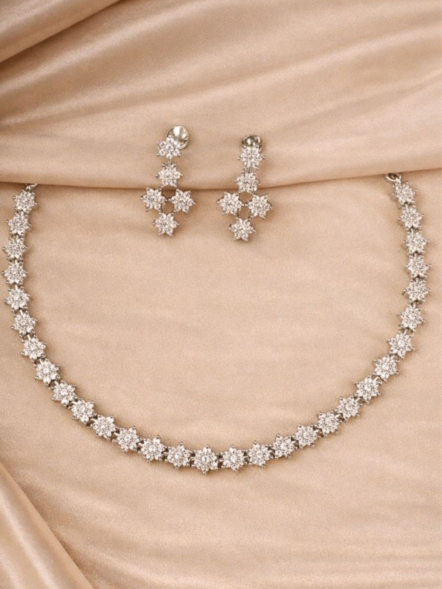 Snow Bloom Crystal Necklace Set