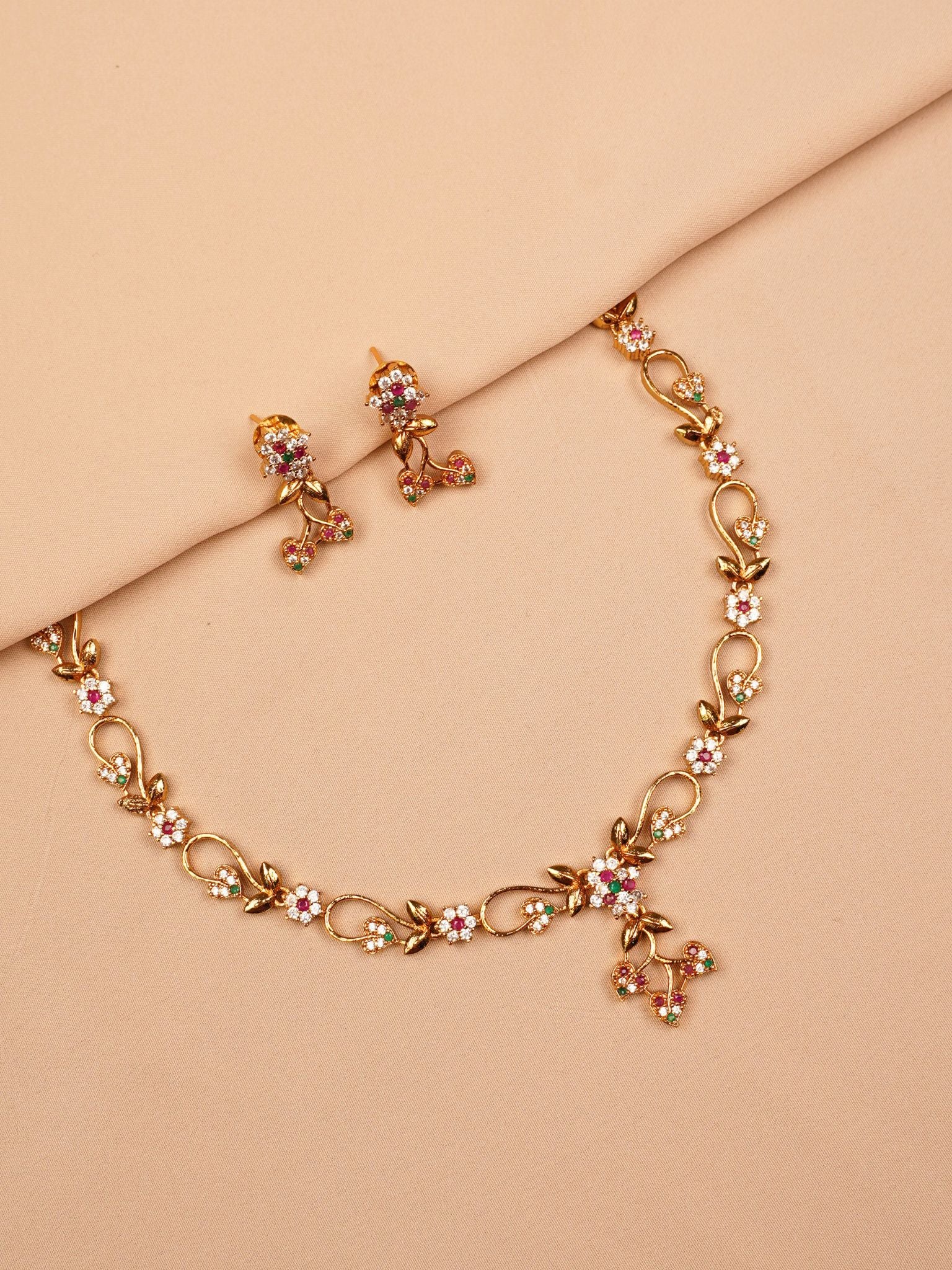 Floral Petite Crystal Necklace Set