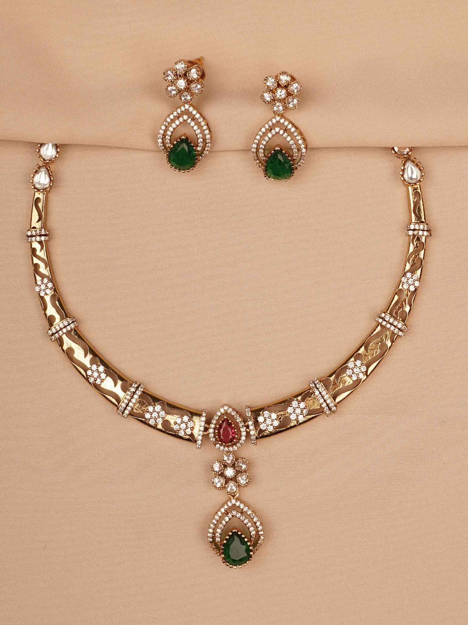 Regal Ruby–Emerald Floral Engraved Necklace & Earrings Set