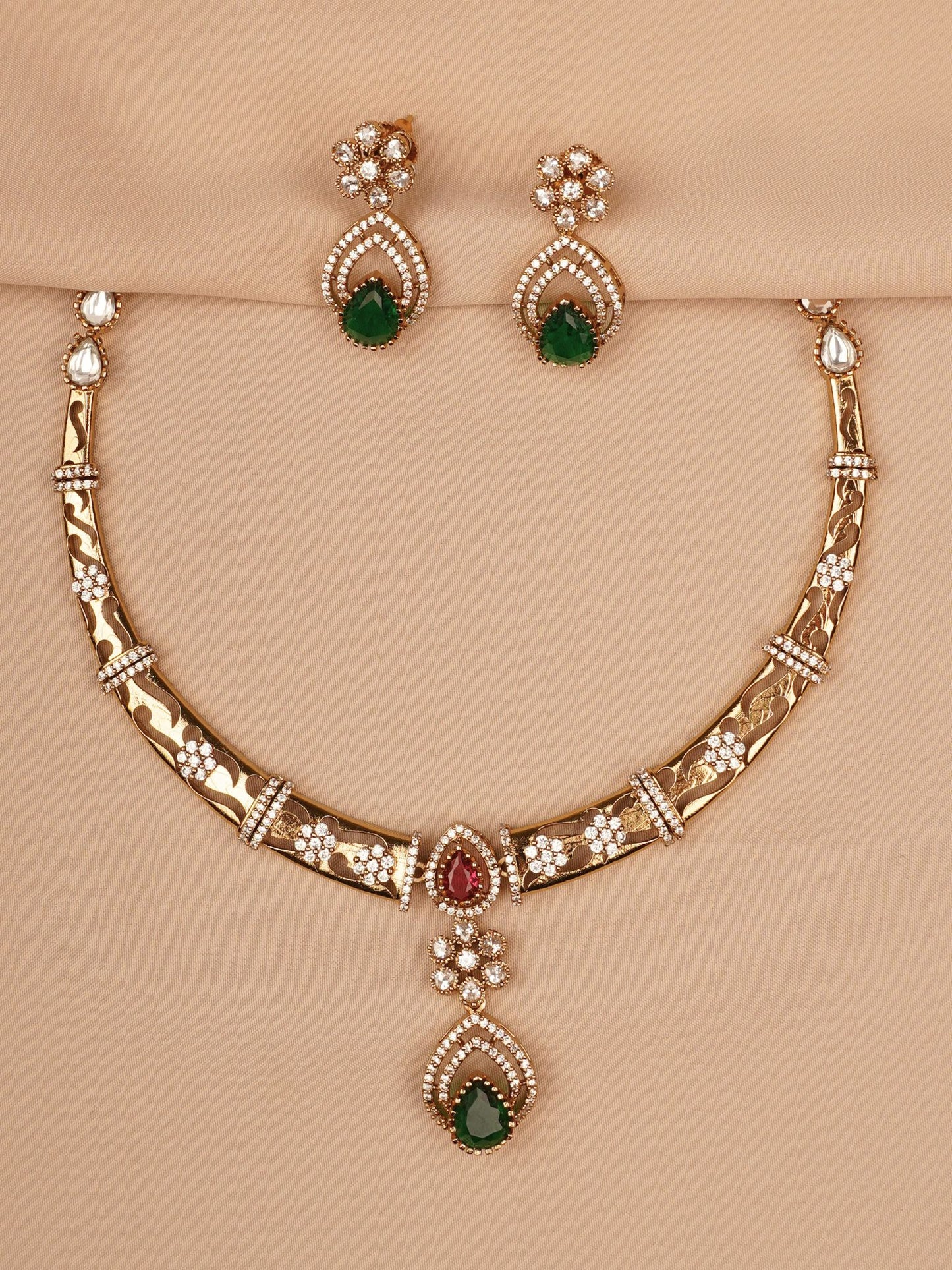 Regal Ruby–Emerald Floral Engraved Necklace & Earrings Set