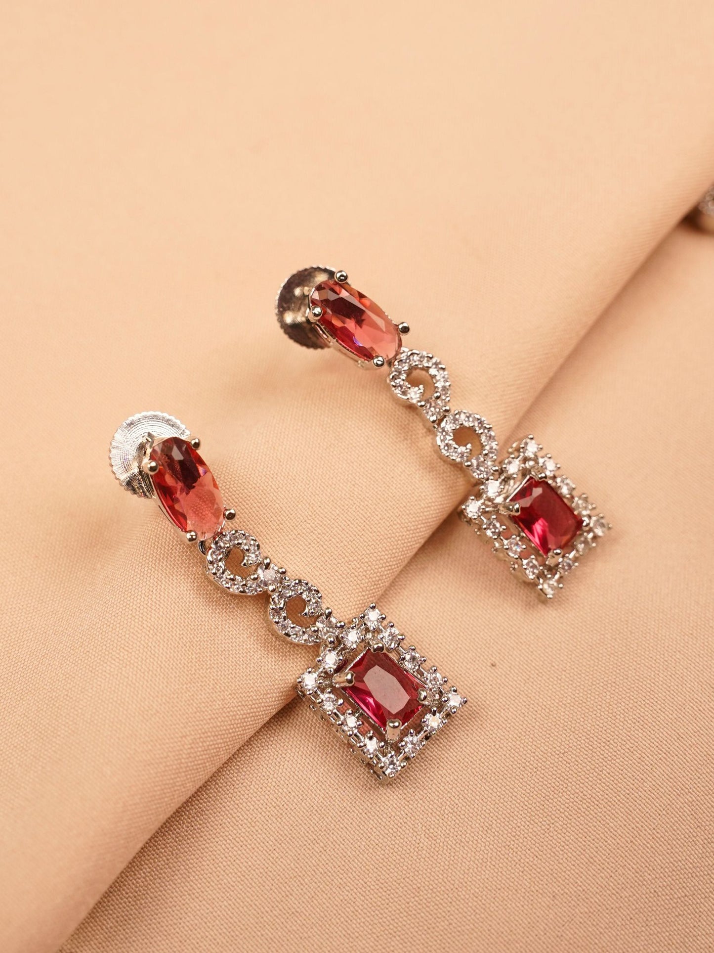 Red Crystal Diamond-Cut Necklace Set