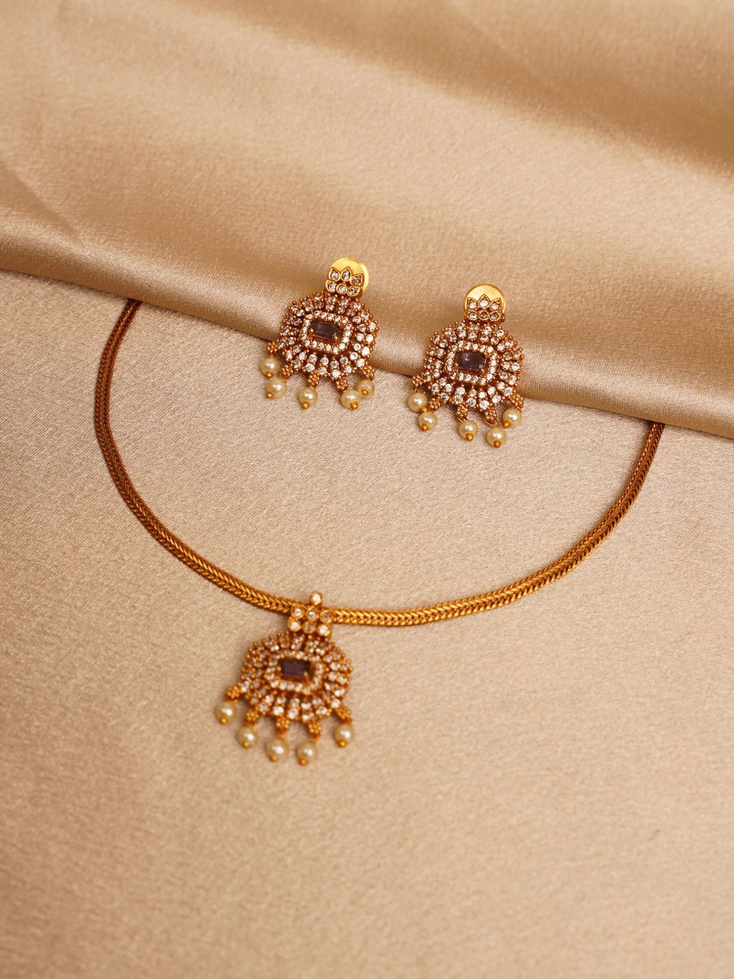 Royal Ember Choker Set