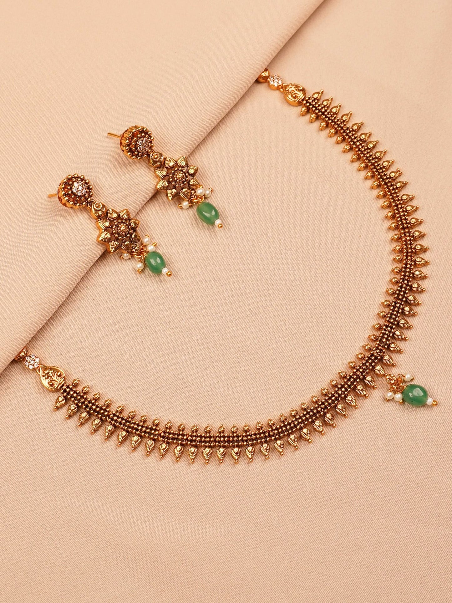 Royal Leafdrop Necklace Set