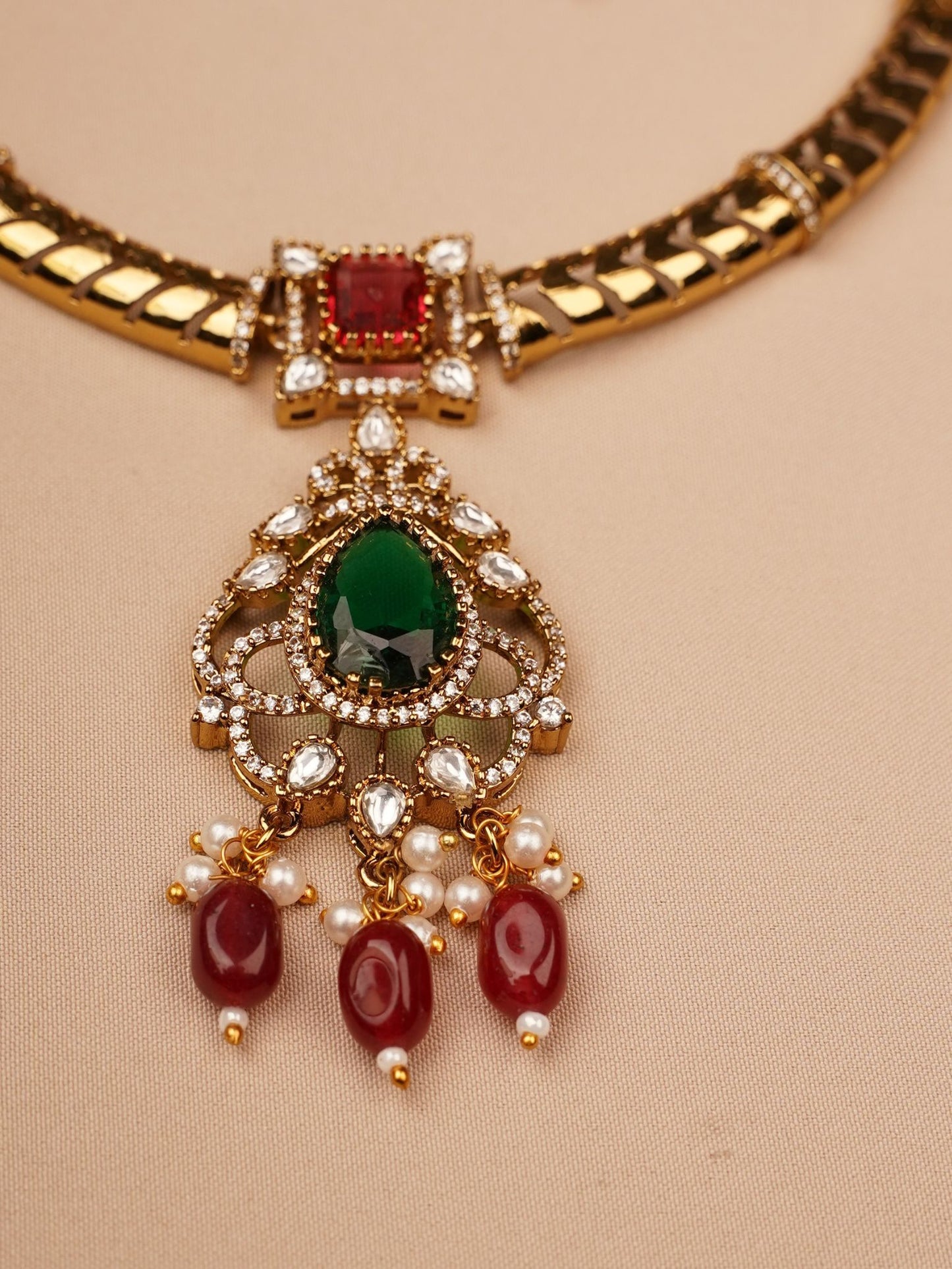 Majestic Ruby–Emerald Temple Drop Necklace & Earrings Set