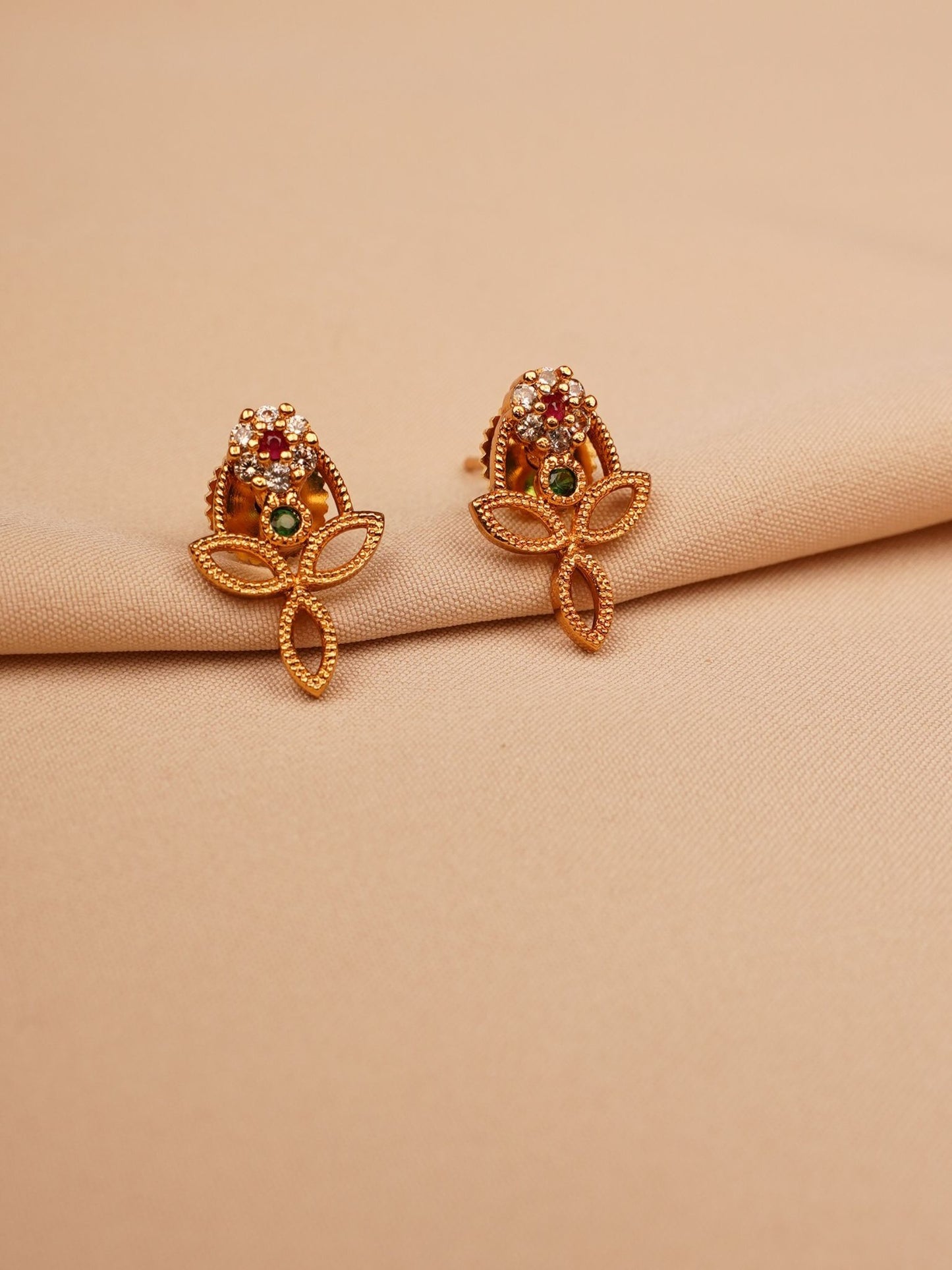 Ruby–Emerald Blossom Necklace & Earrings Set