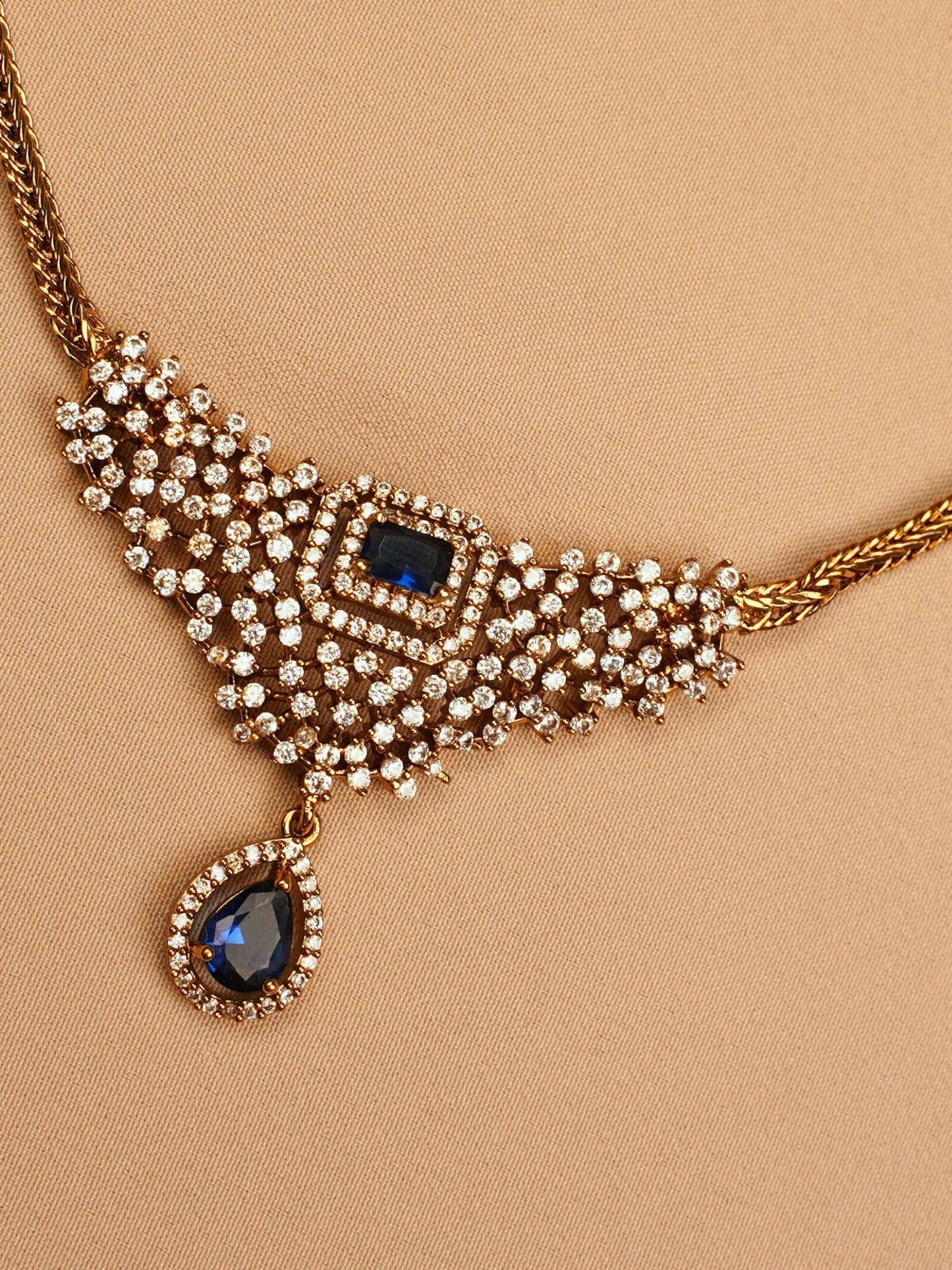 Sapphire Stardust Necklace Set