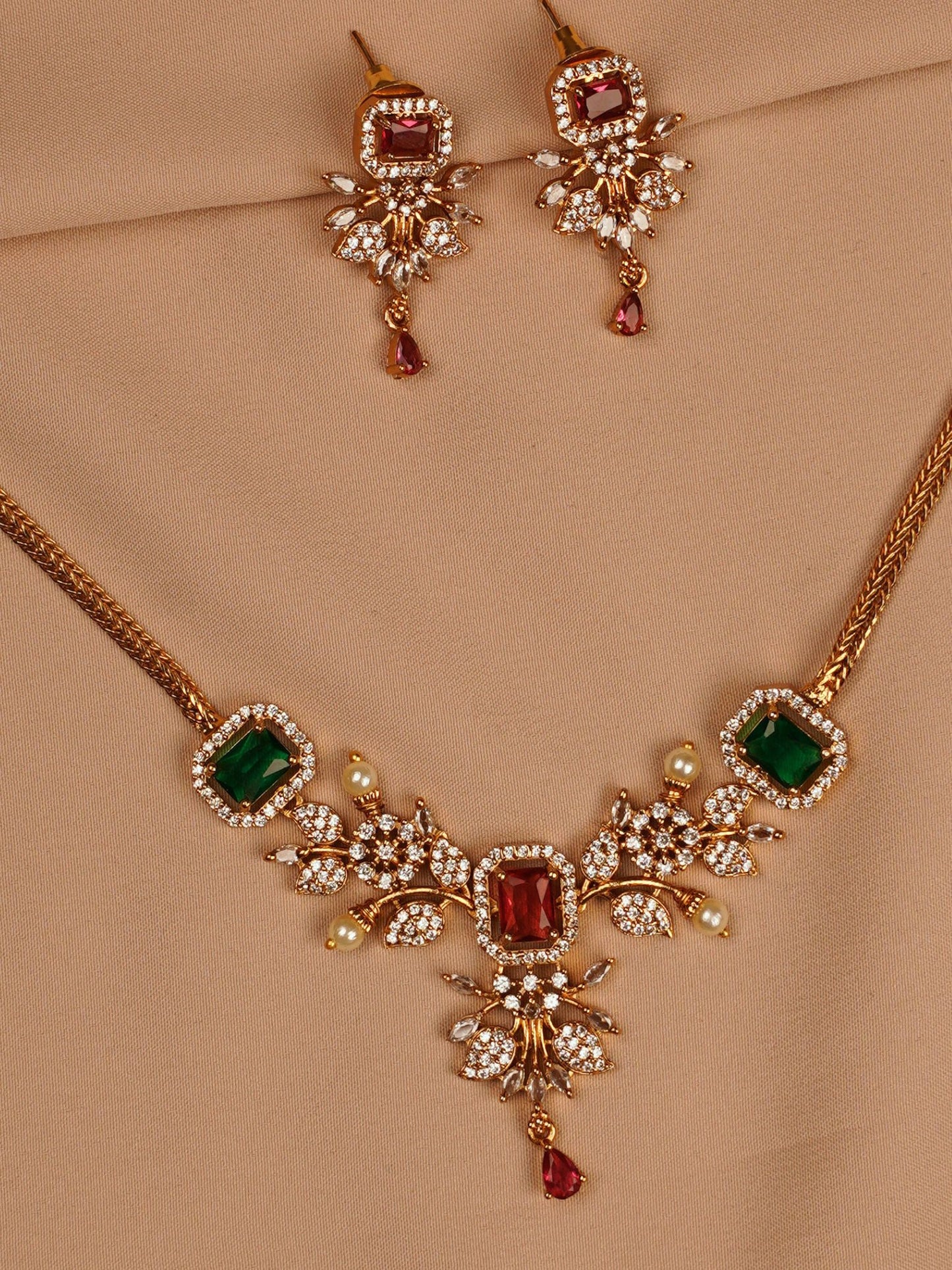 Emerald Green and Red Stone Necklace Set