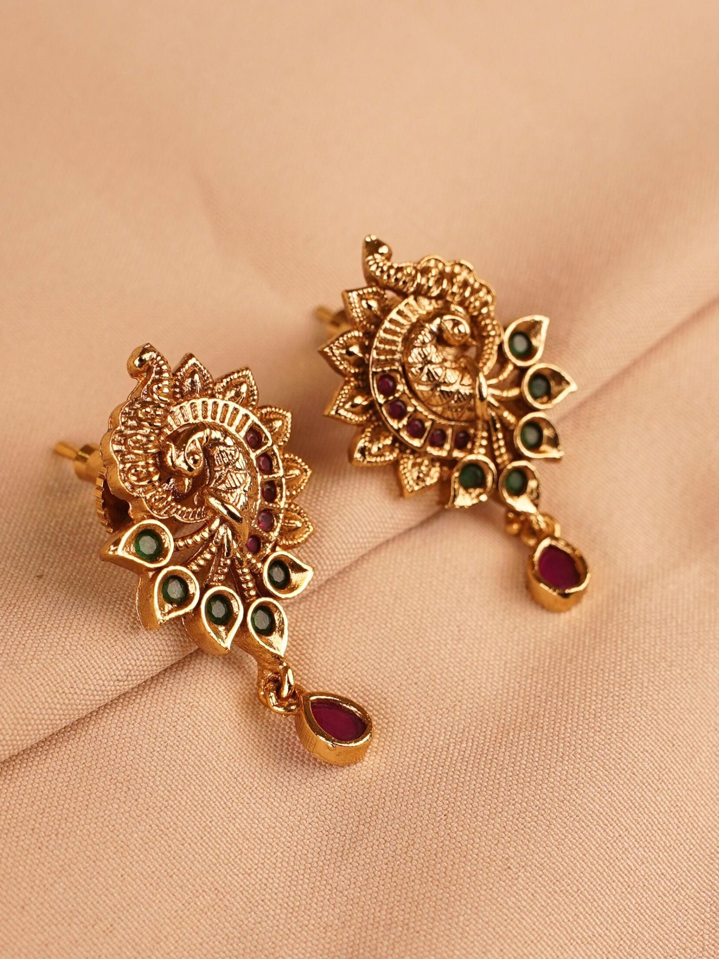 Peacock Motif Necklace Set