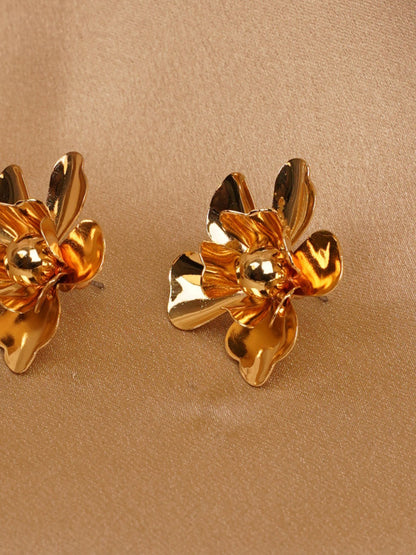 Golden Bloom Sculpted Stud Earrings