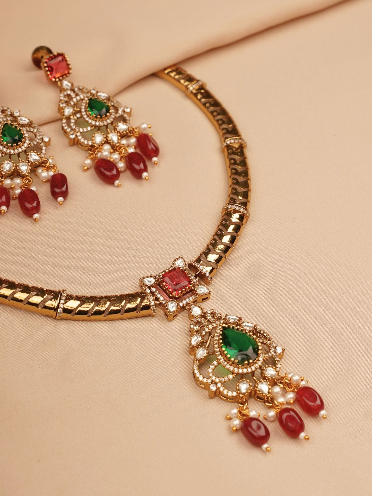 Majestic Ruby–Emerald Temple Drop Necklace & Earrings Set