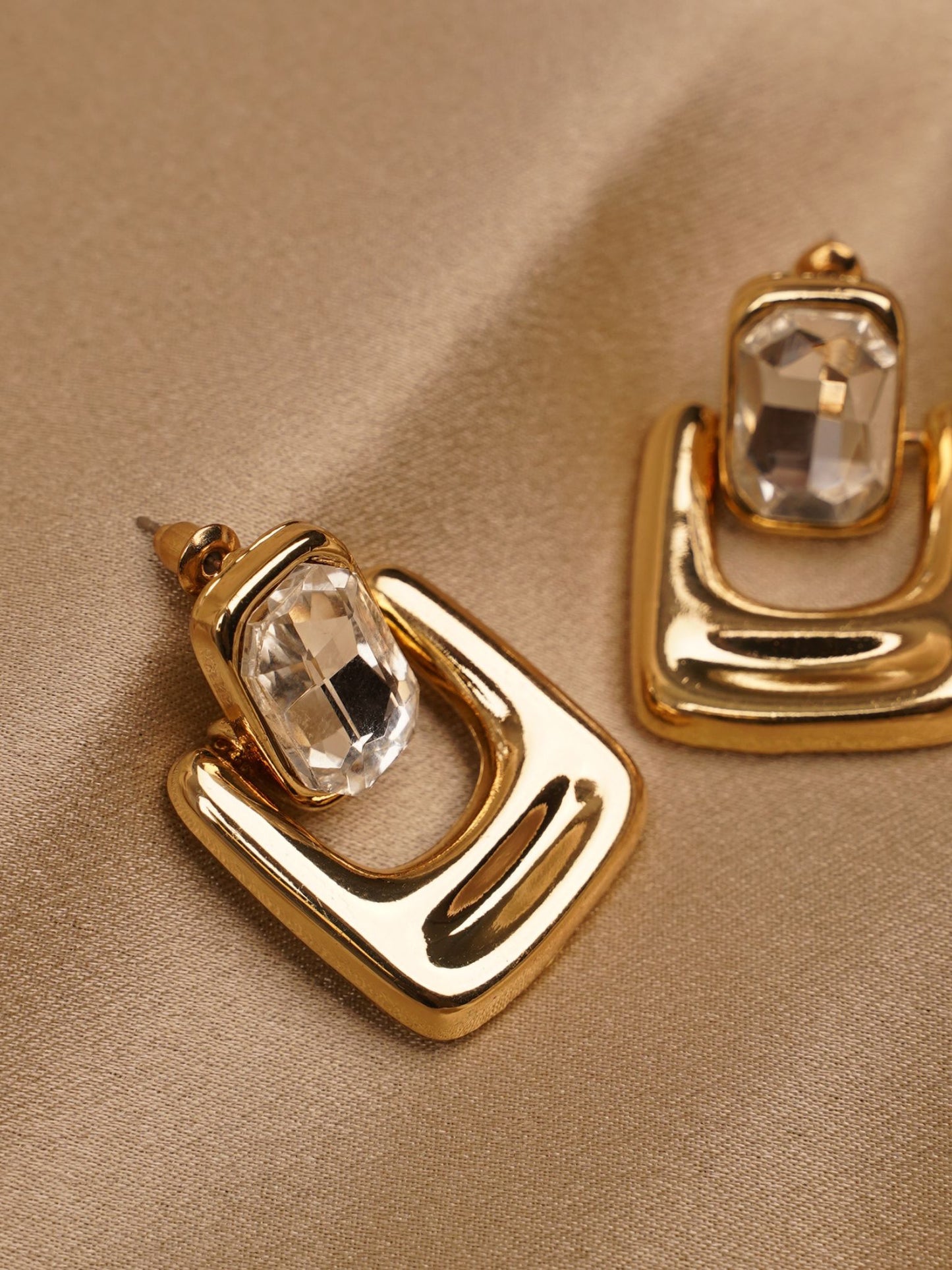 Kaithra Regal Frame Crystal Drop Earrings