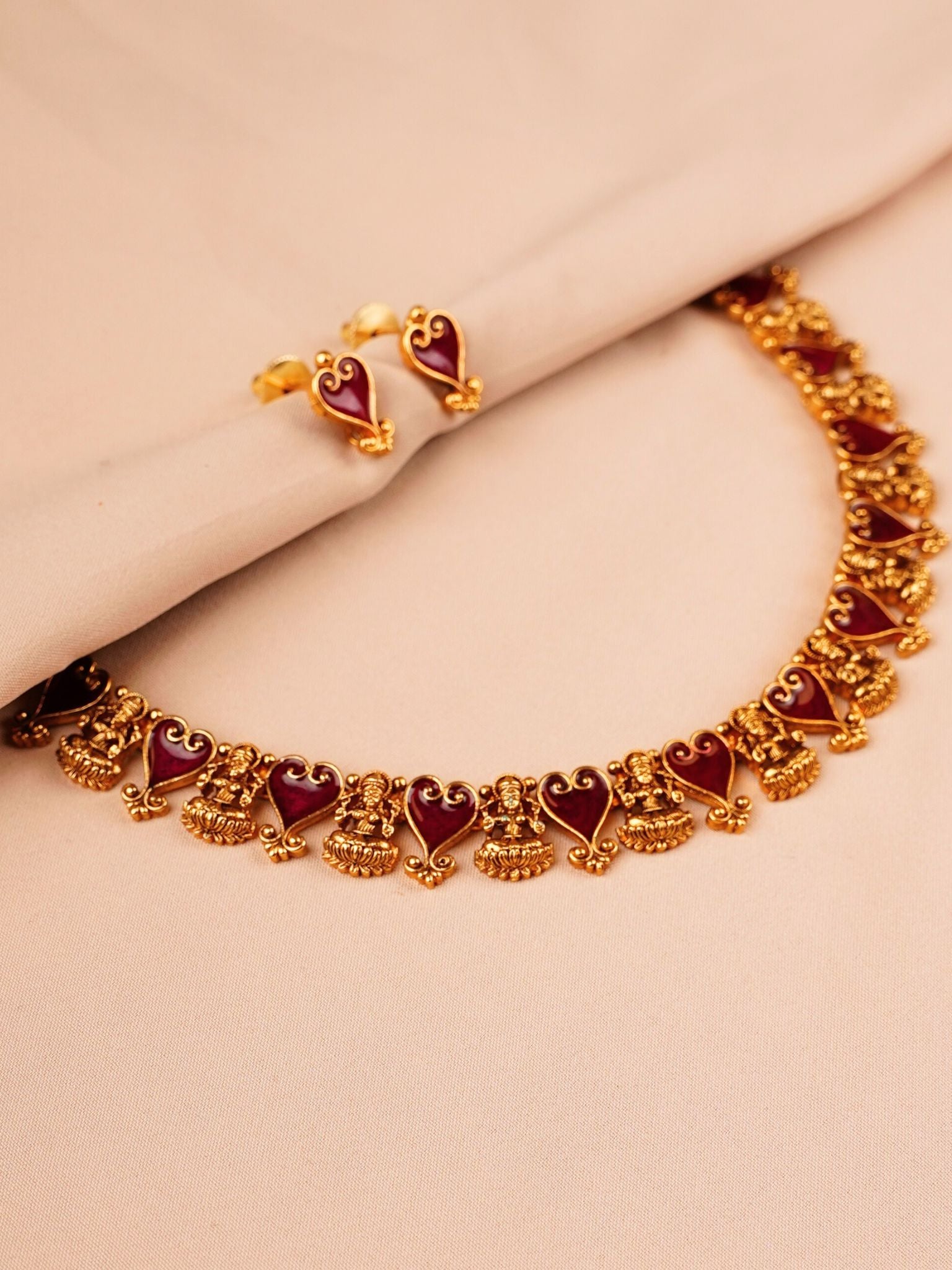 Lakshmi Motif Temple Necklace Set
