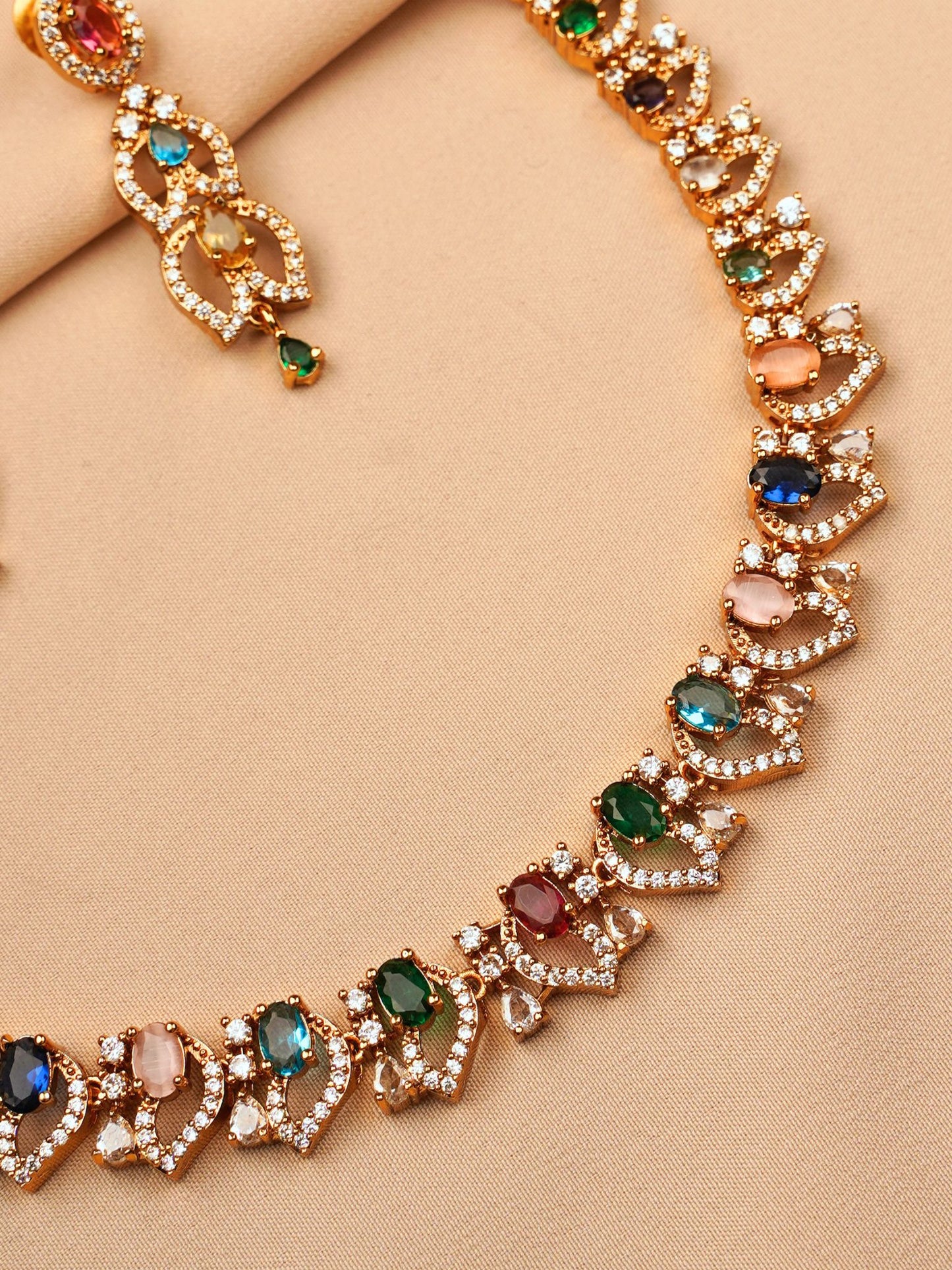 Royal Navaratna Grace Necklace Set