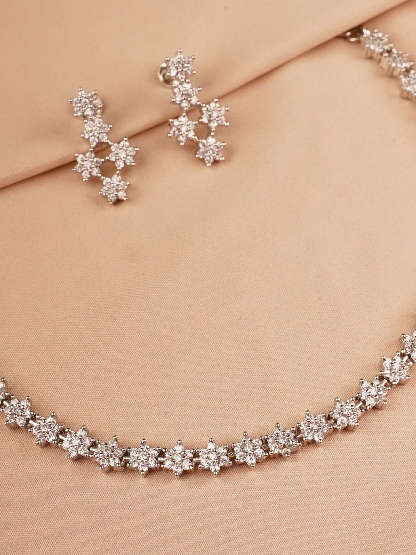 Snow Bloom Crystal Necklace Set
