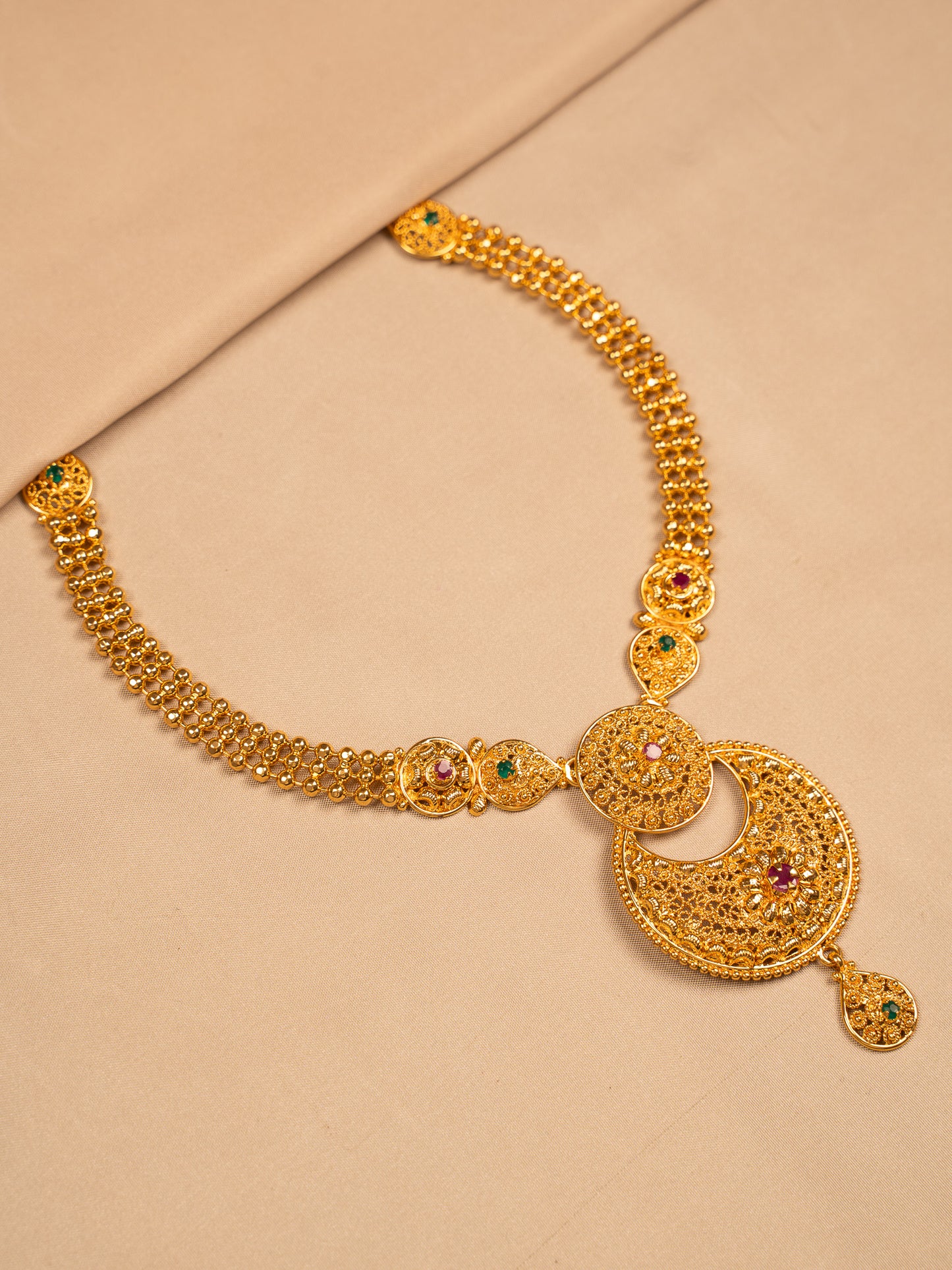 Temple-Inspired Antique Gold Necklace with Intricate Filigree Pendant