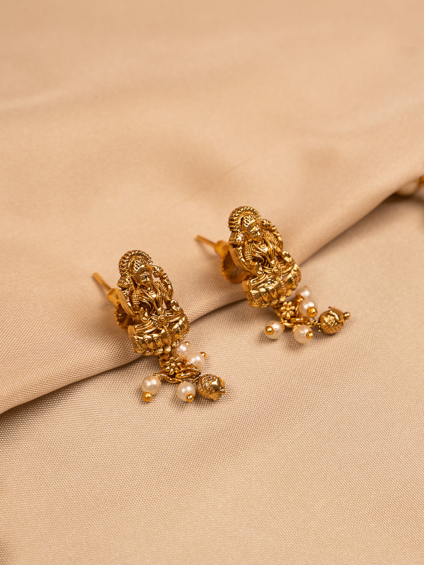 Traditional Lakshmi Temple Necklace Set with Pearl Beads and Jhumka Earrings