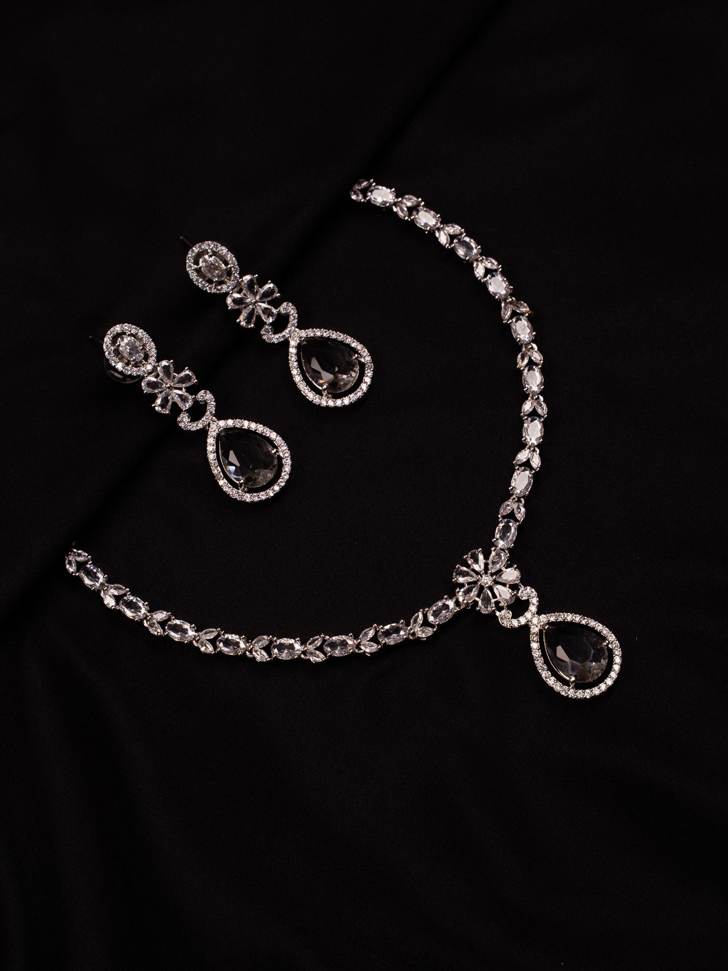 Midnight Spark Teardrop Necklace Set