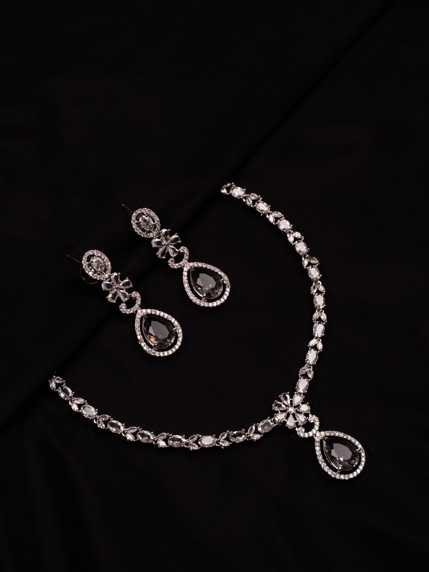 Midnight Spark Teardrop Necklace Set