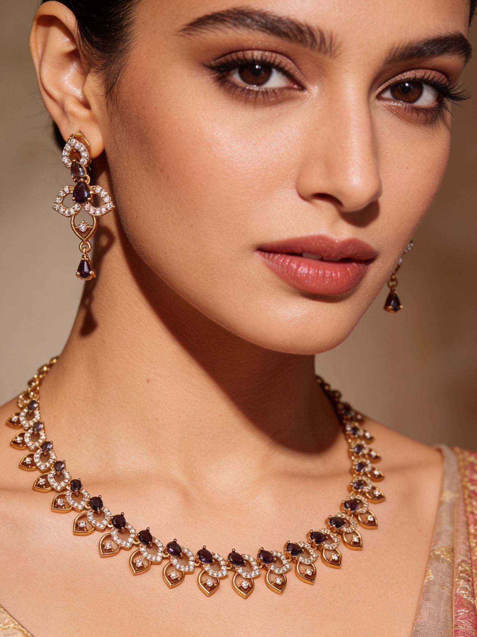 Smoky Pearl Heart Necklace Set