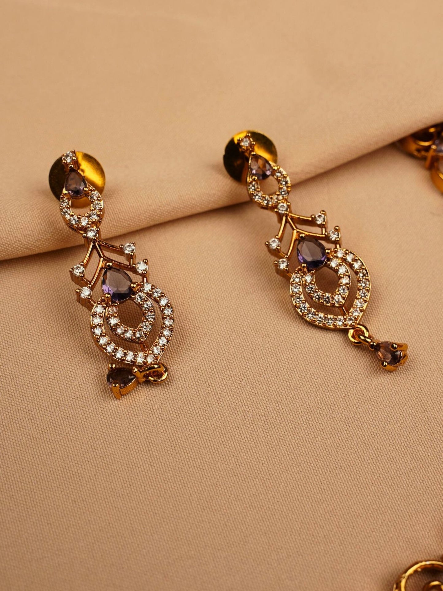 Amber Bloom Necklace Set with purple and white stone