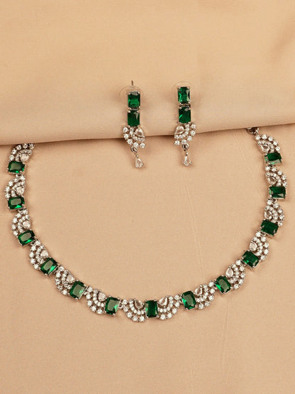 Emerald Elegance Choker Necklace Set