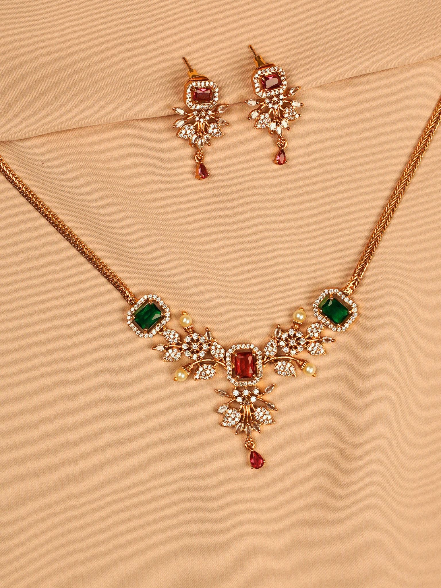Emerald Green and Red Stone Necklace Set