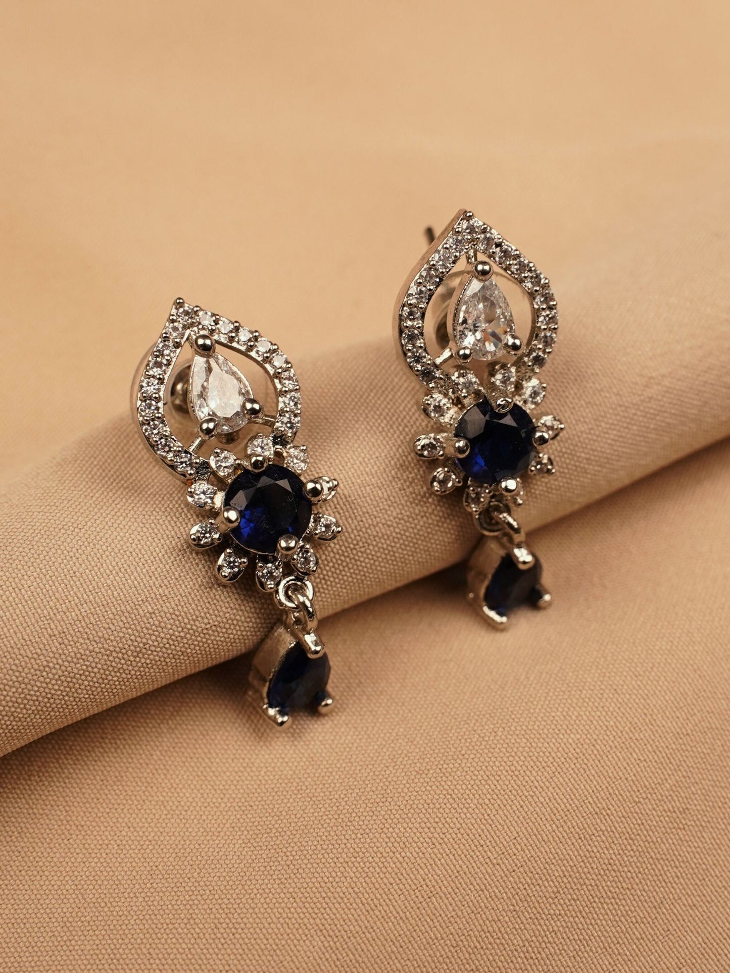 Midnight Aura Necklace Set