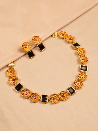 Elegant Black Stone and Floral Gold-Plated Necklace Set with Earrings
