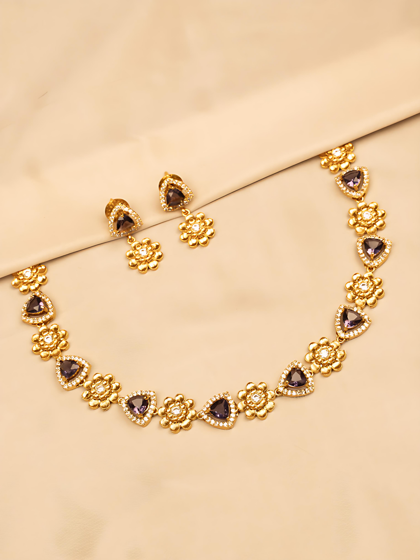 Purple Flower Design Necklace Set – Elegant & Charming KC595