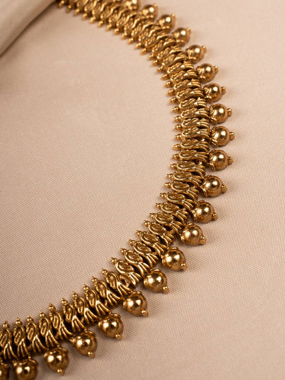 Antiue jewellery set 