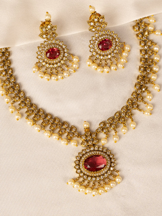 Elegant Ruby and White Bead Necklace – Classic & Timeless KC577