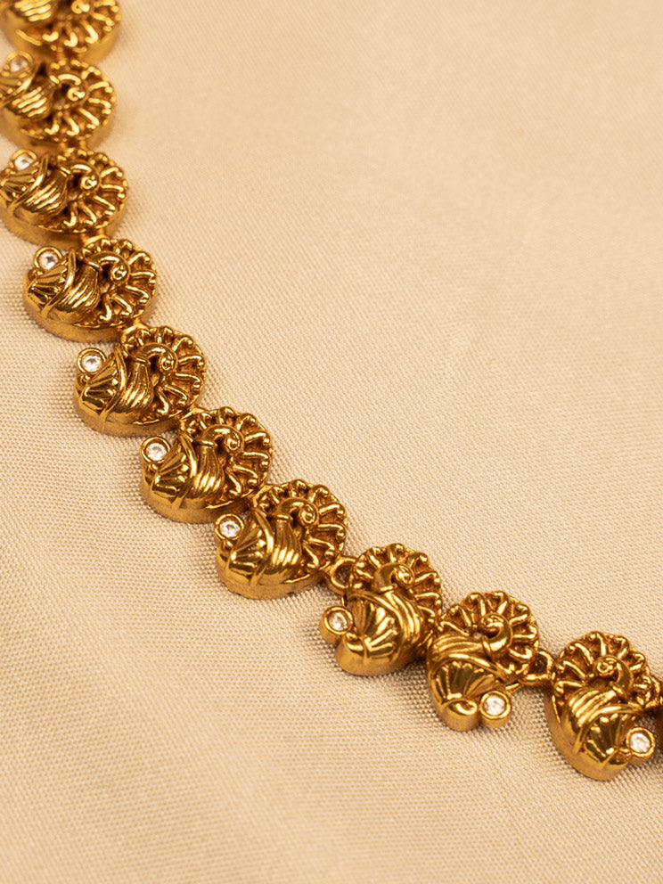 Gold and White Stone Necklace – Elegant & Timeless KC602